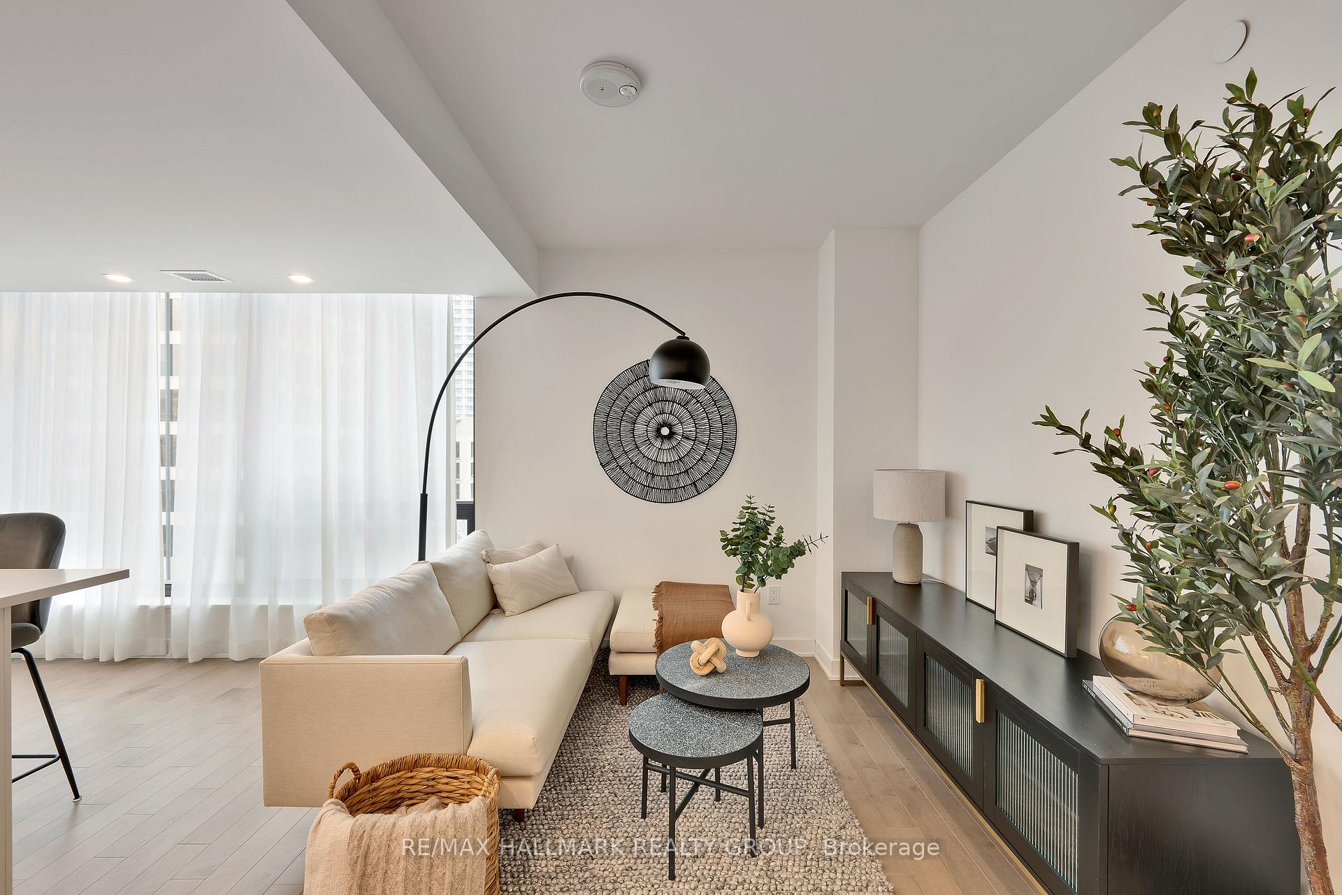 Photo 13 of Unit 1306, 340 Queen Street, Ottawa, Ottawa Centre — HOMEH