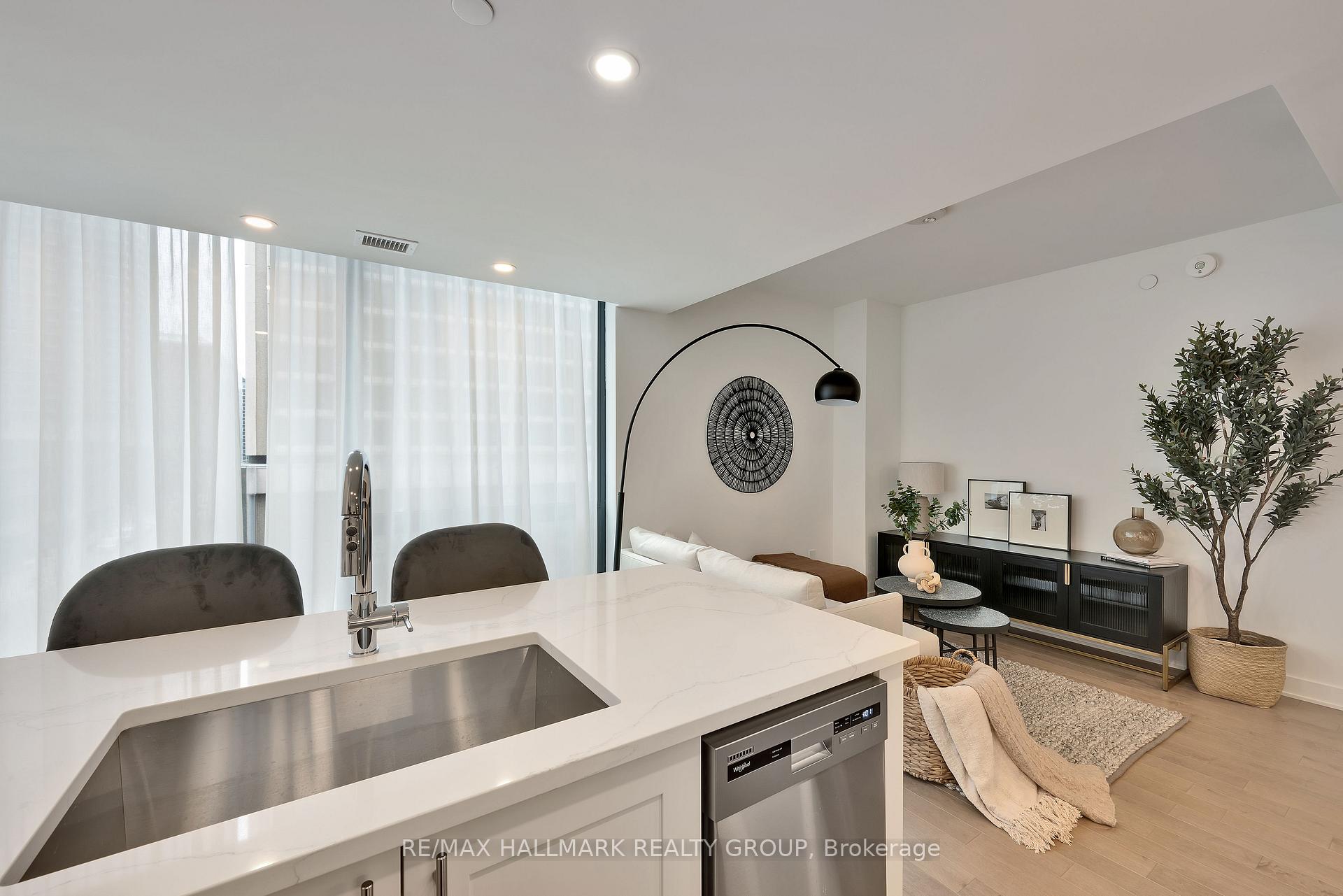 Photo 18 of Unit 1306, 340 Queen Street, Ottawa, Ottawa Centre — HOMEH
