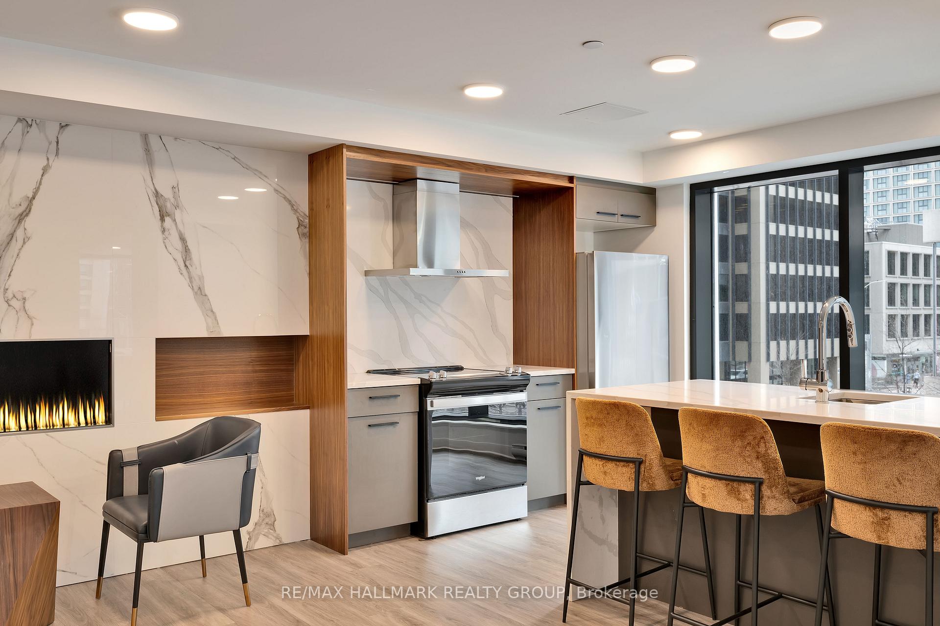 Photo 33 of Unit 906, 340 Queen Street, Ottawa, Ottawa Centre — HOMEH