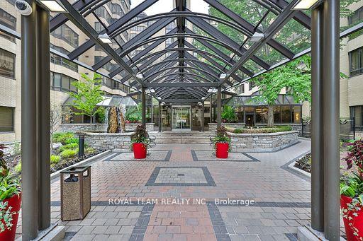 Photo 4 of Unit C-PH 10, 211 Saint Patrick Street, Toronto, Kensington-Chinatown — HOMEH