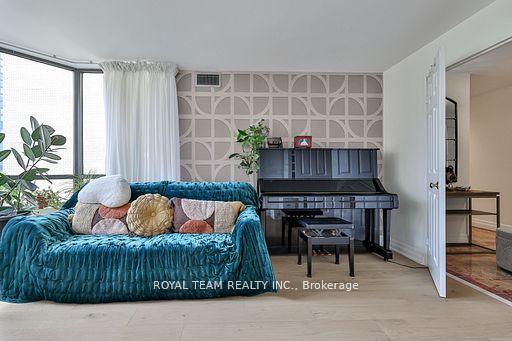 Photo 19 of Unit C-PH 10, 211 Saint Patrick Street, Toronto, Kensington-Chinatown — HOMEH