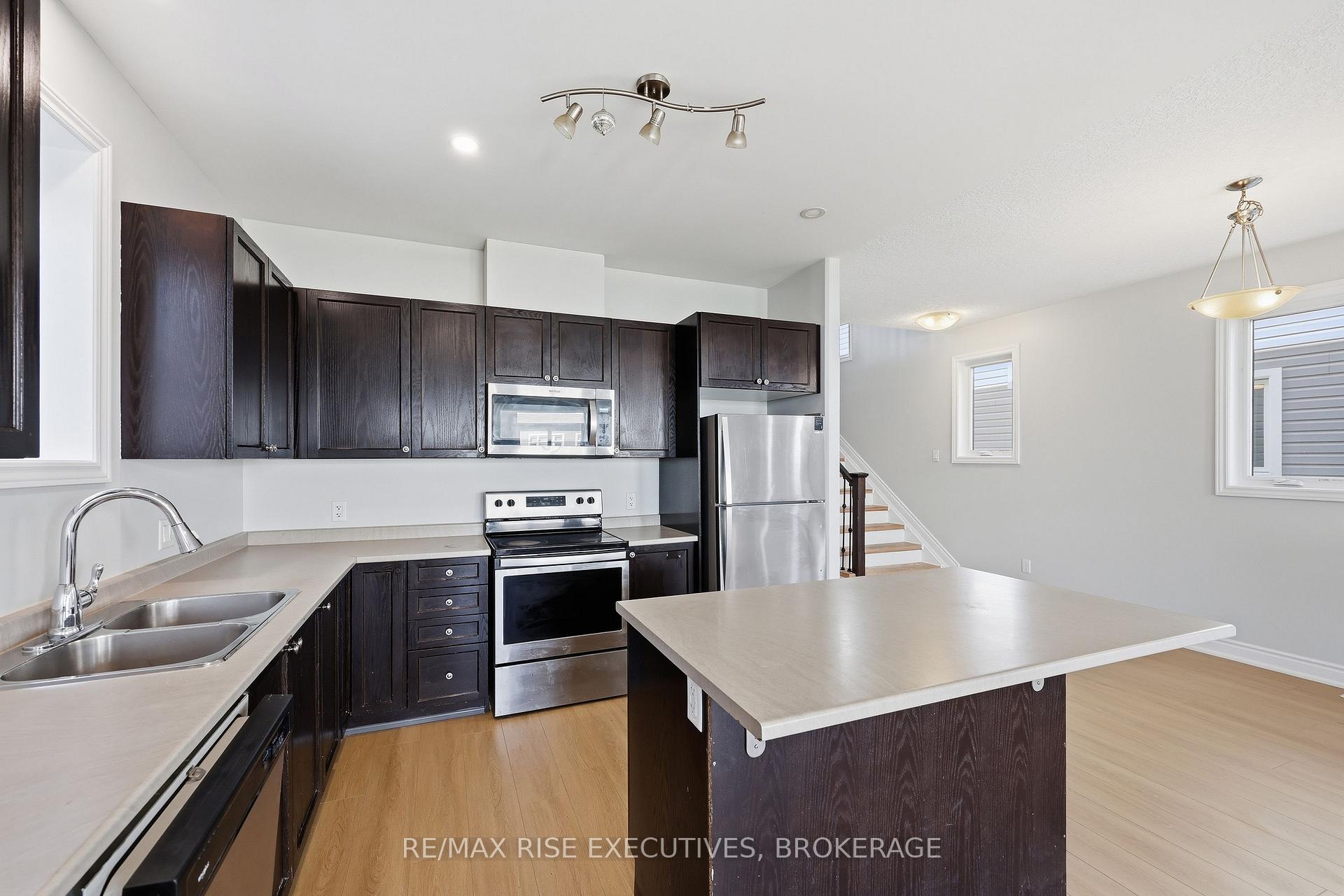 Photo 14 of 567 Beth Crescent, Kingston, City Northwest — HOMEH