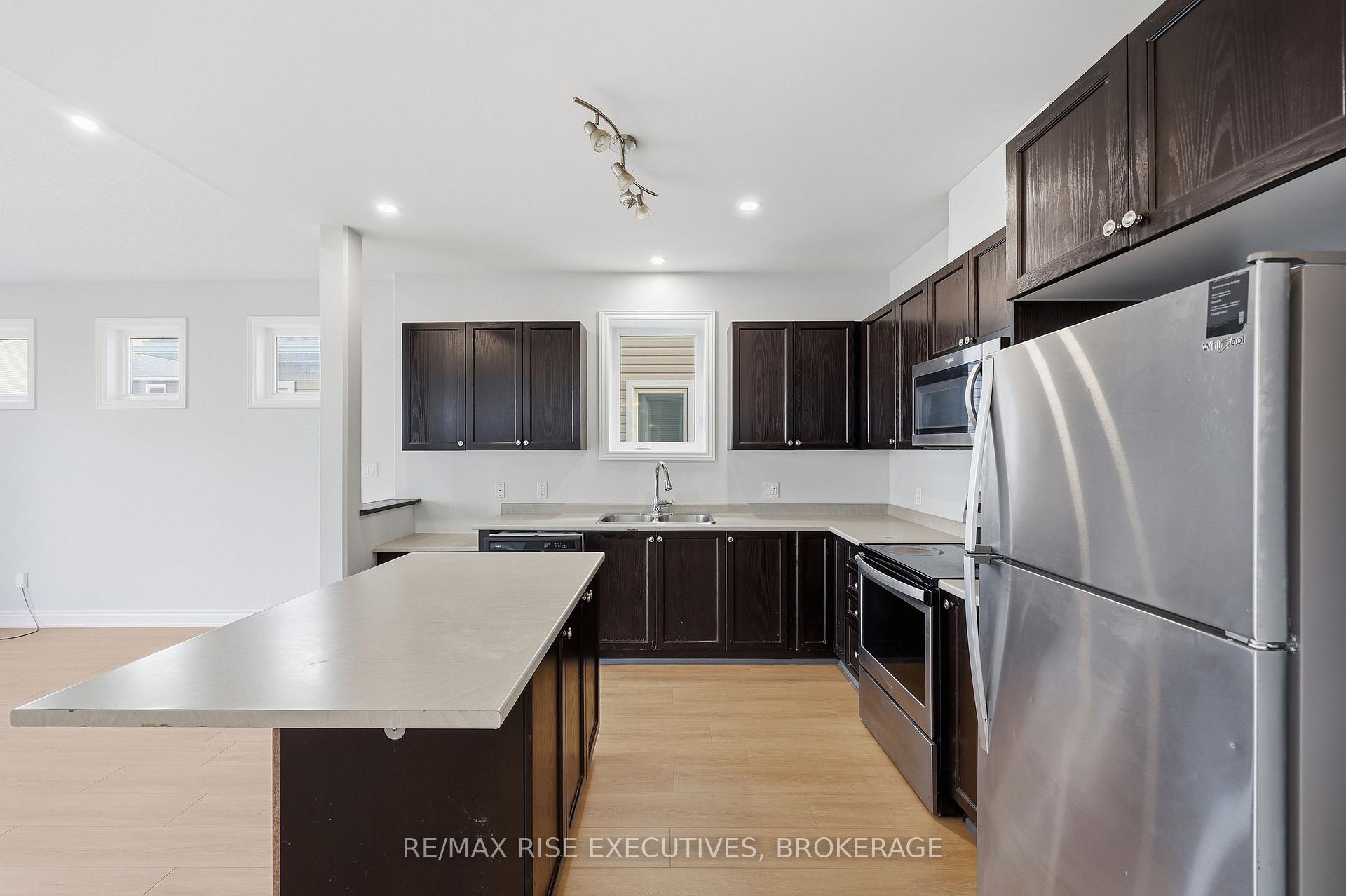 Photo 17 of 567 Beth Crescent, Kingston, City Northwest — HOMEH