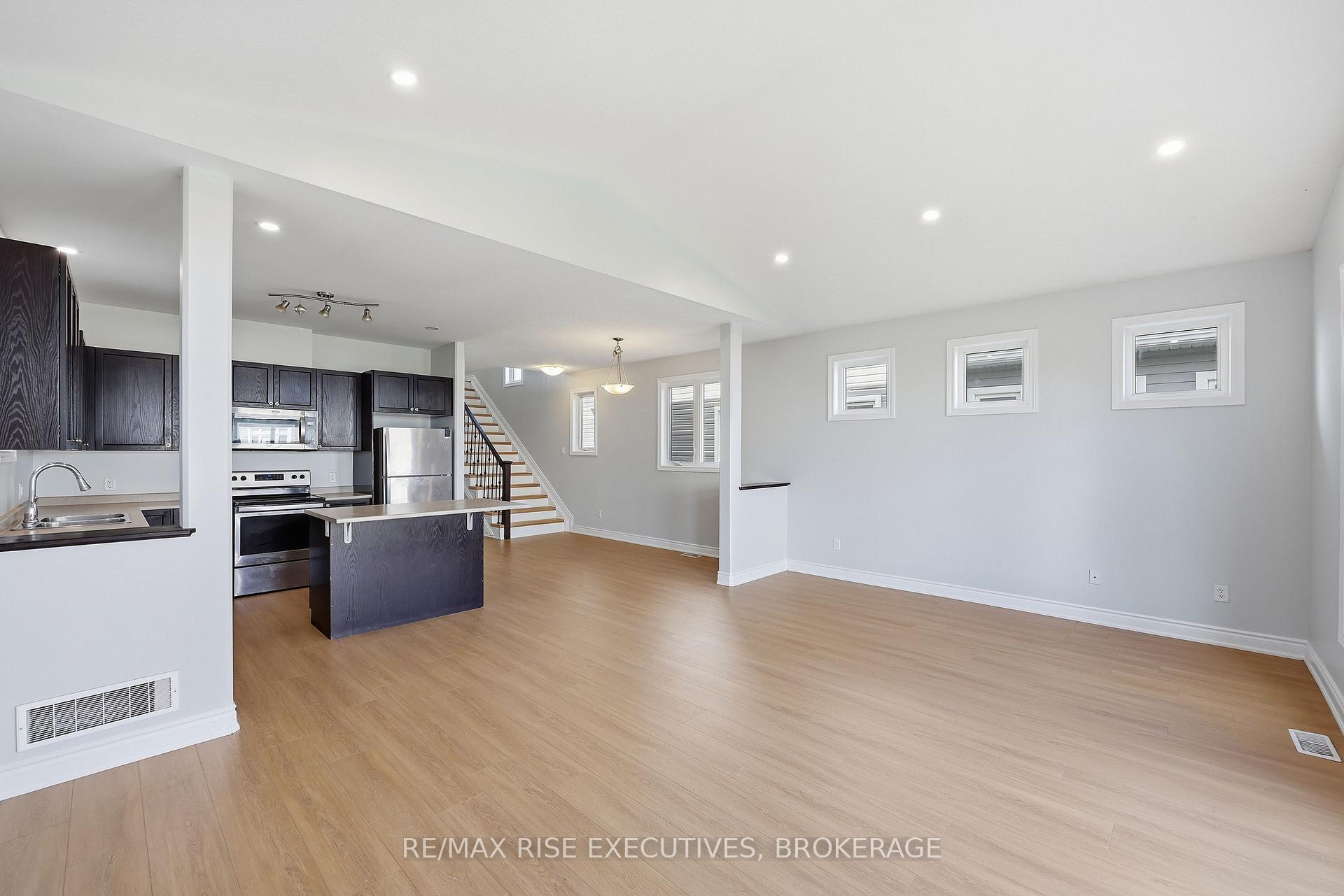 Photo 21 of 567 Beth Crescent, Kingston, City Northwest — HOMEH