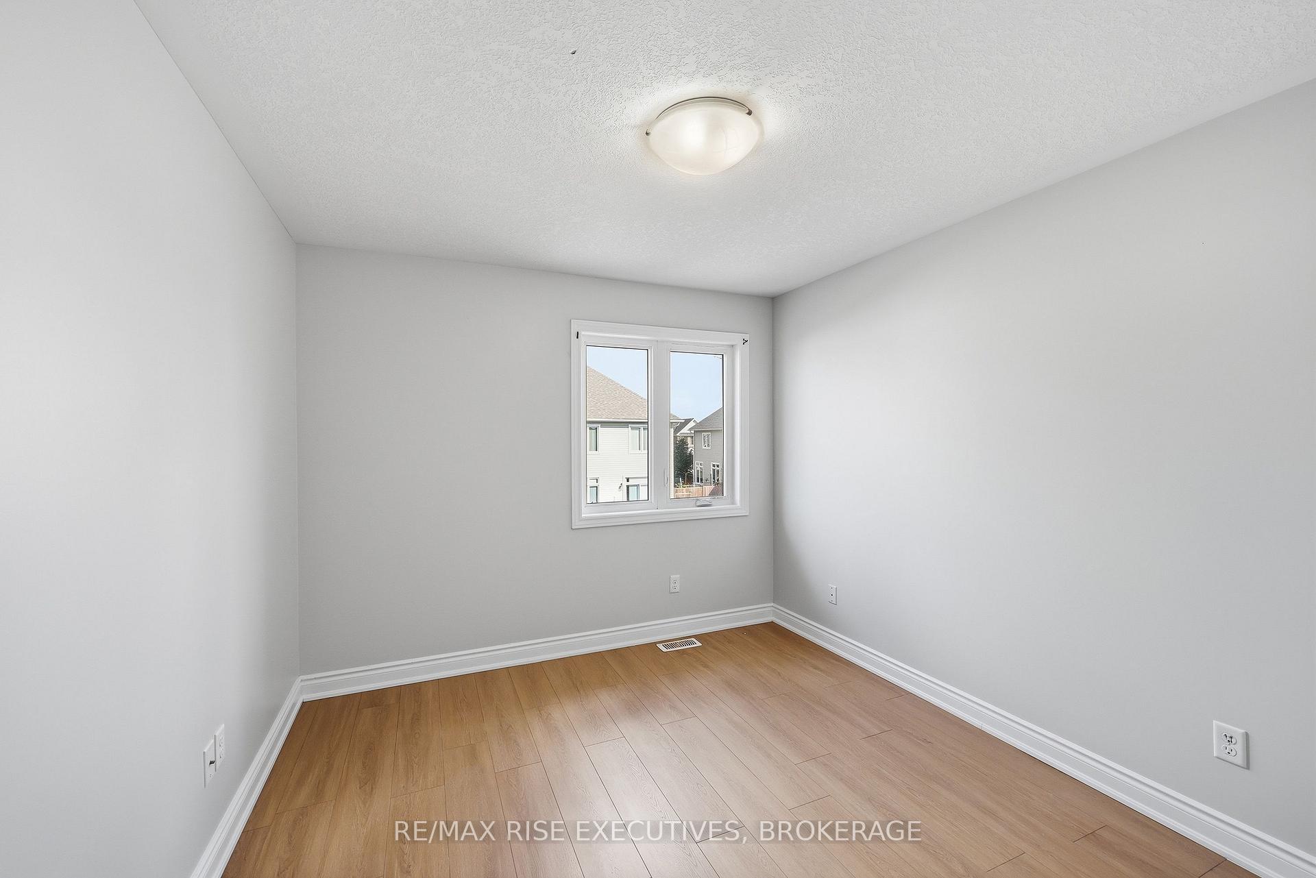 Photo 36 of 567 Beth Crescent, Kingston, City Northwest — HOMEH