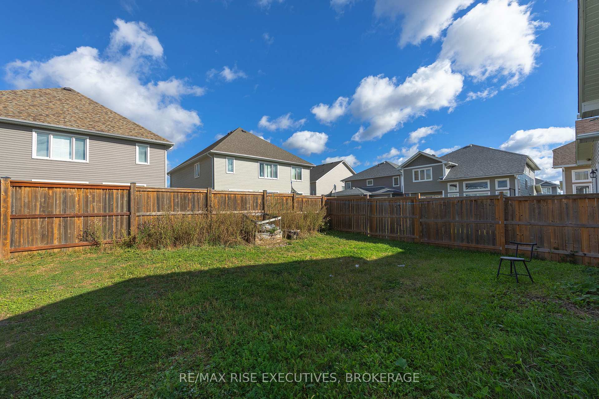 Photo 49 of 567 Beth Crescent, Kingston, City Northwest — HOMEH