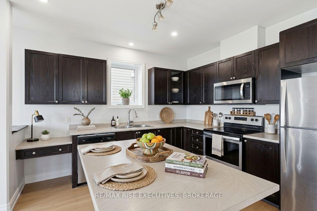 Photo 15 of 567 Beth Crescent, Kingston, City Northwest — HOMEH