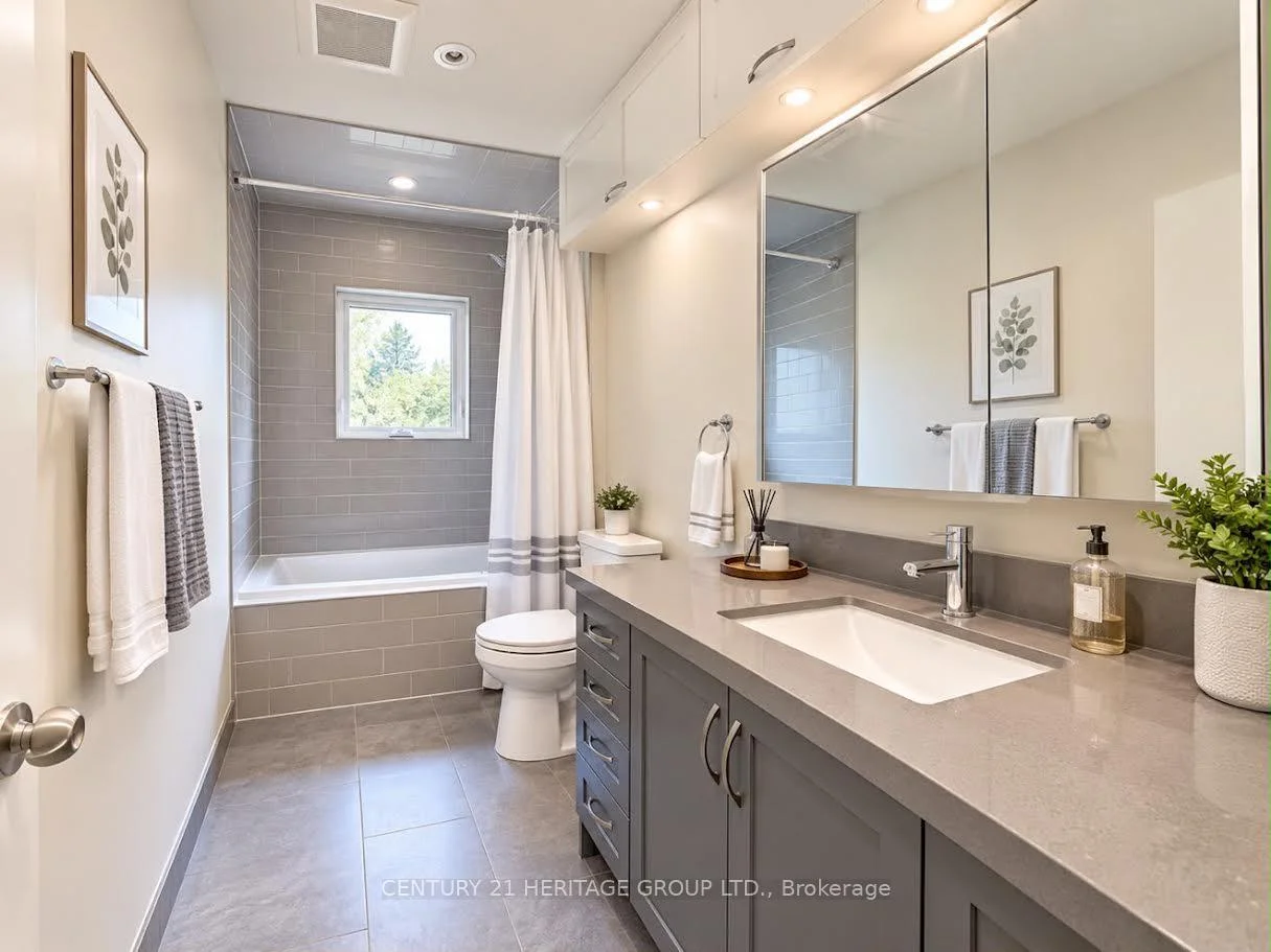 Photo 5 of 130 Grandview Avenue, Markham, Grandview — HOMEH