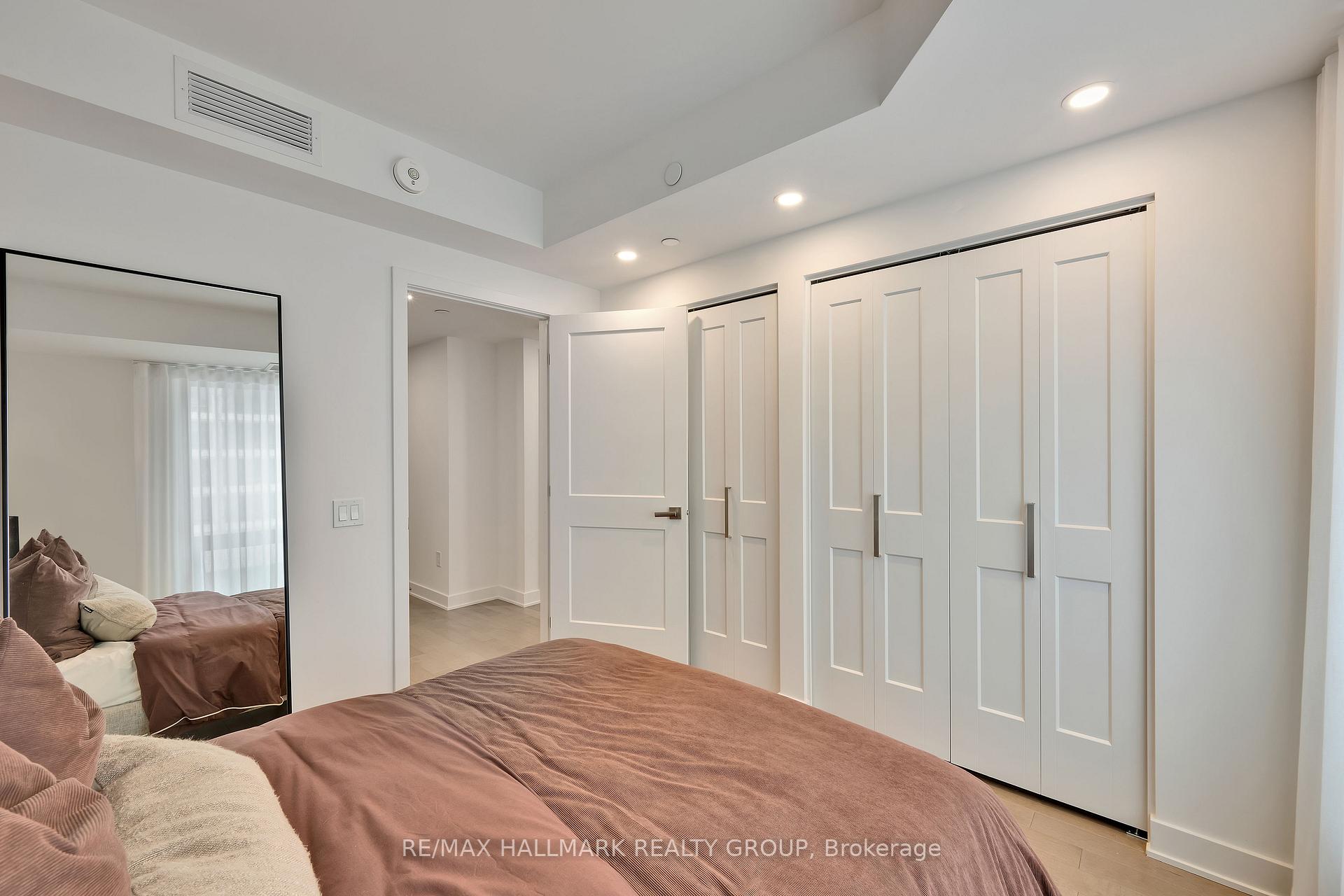 Photo 13 of Unit 806, 340 Queen Street, Ottawa, Ottawa Centre — HOMEH