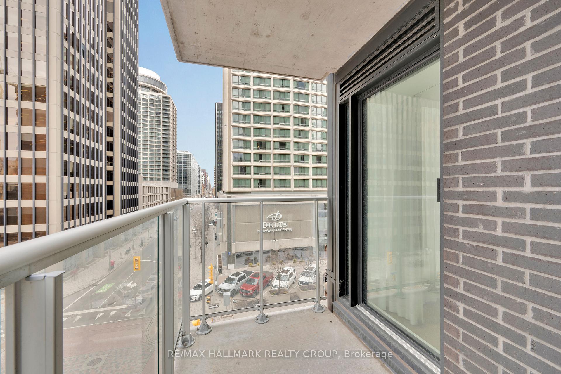 Photo 14 of Unit 806, 340 Queen Street, Ottawa, Ottawa Centre — HOMEH