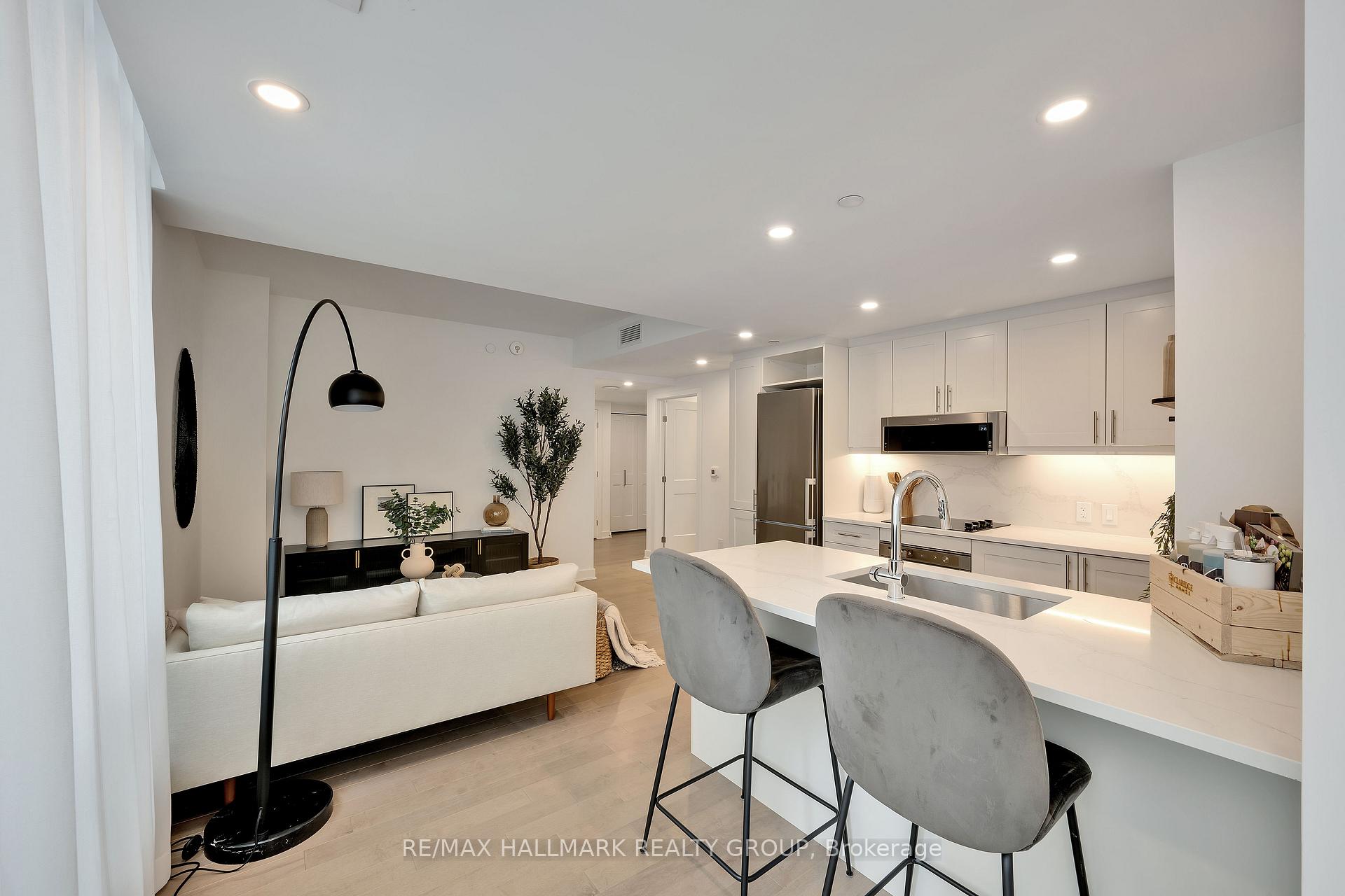 Photo 21 of Unit 806, 340 Queen Street, Ottawa, Ottawa Centre — HOMEH