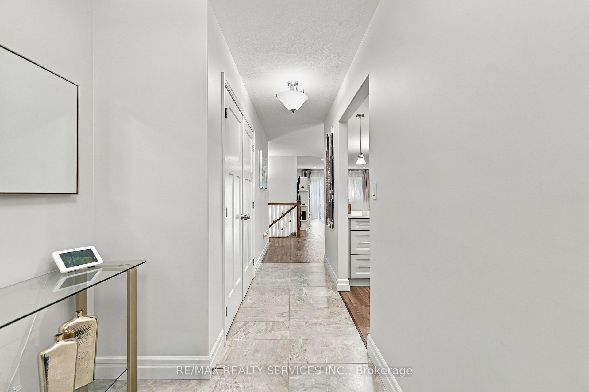 Photo 6 of 50 Mercedes Drive, Belleville, Belleville Ward — HOMEH
