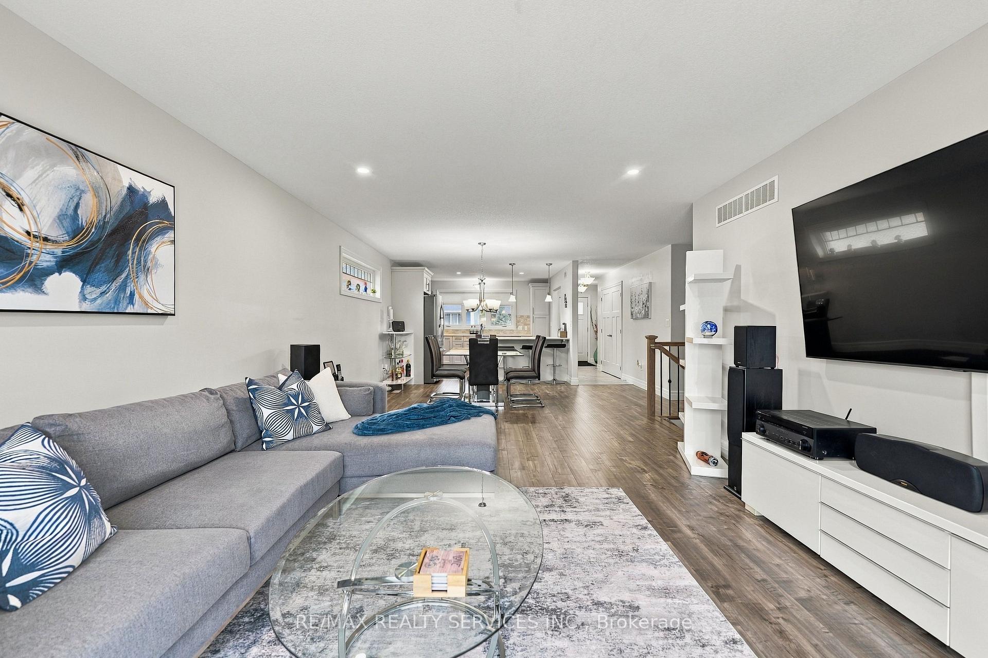 Photo 18 of 50 Mercedes Drive, Belleville, Belleville Ward — HOMEH
