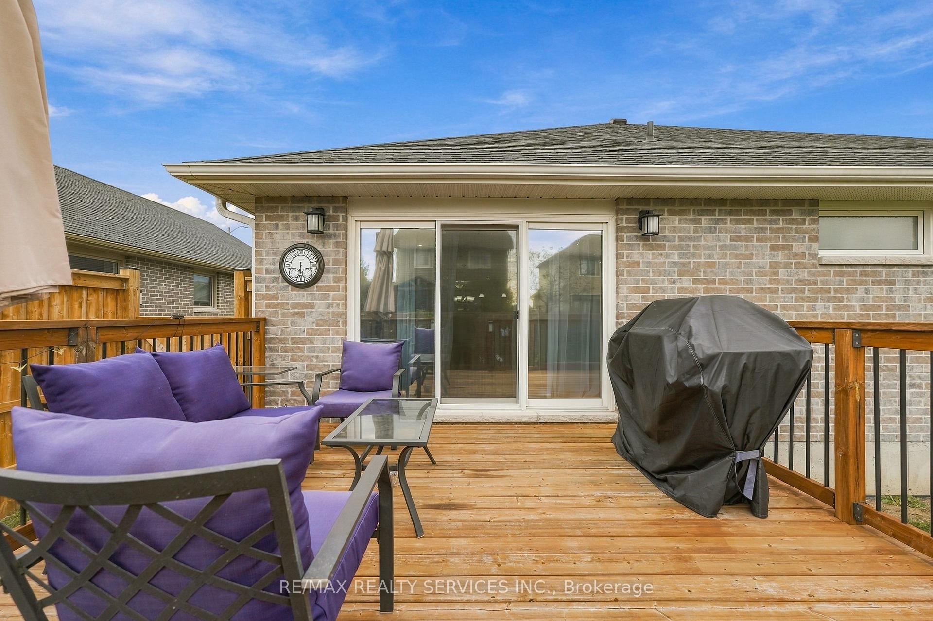 Photo 37 of 50 Mercedes Drive, Belleville, Belleville Ward — HOMEH