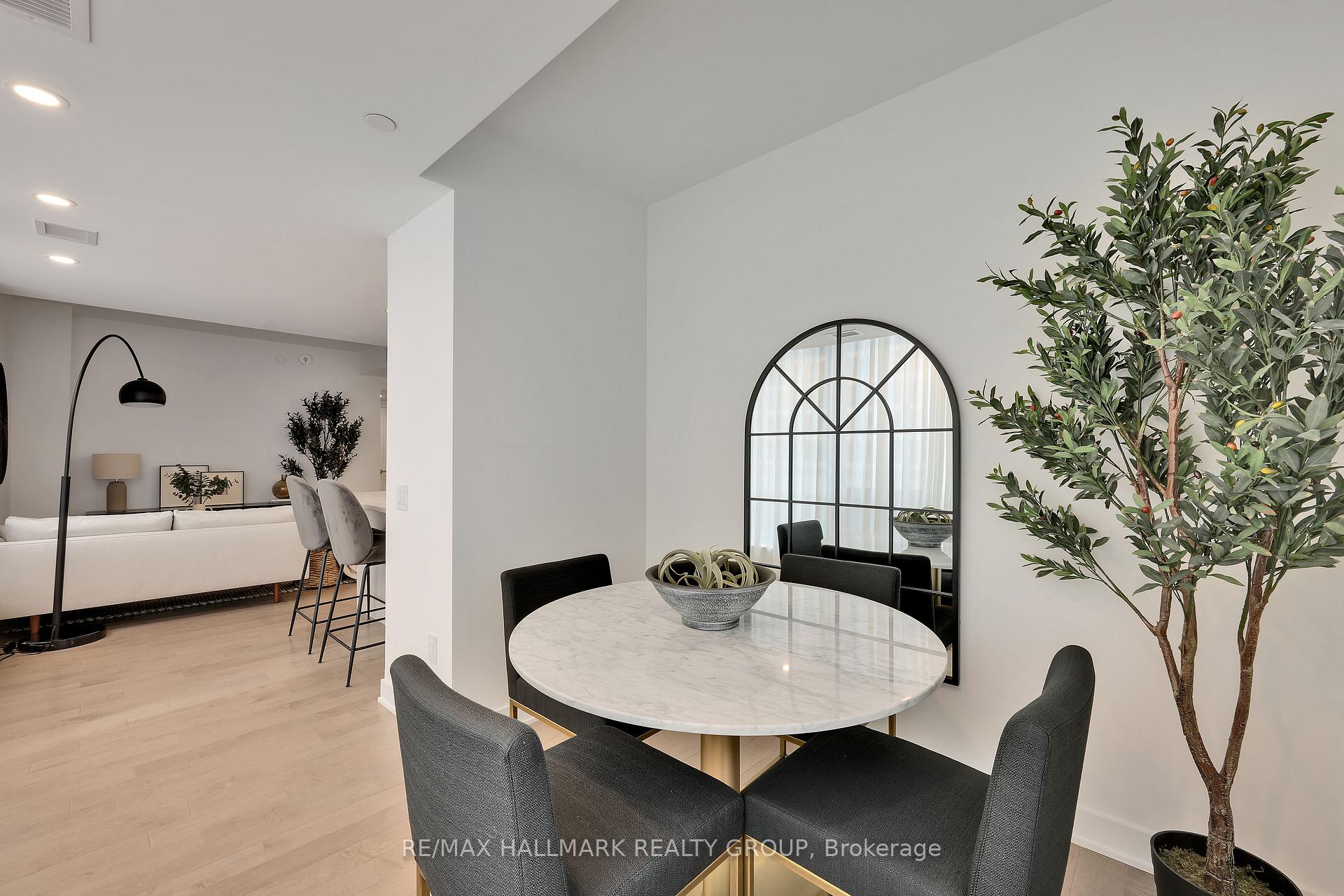 Photo 21 of Unit 406, 340 Queen Street, Ottawa, Ottawa Centre — HOMEH