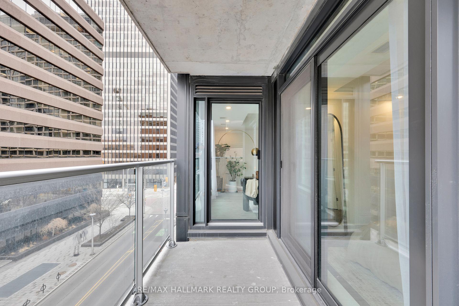 Photo 21 of Unit 401, 340 Queen Street, Ottawa, Ottawa Centre — HOMEH