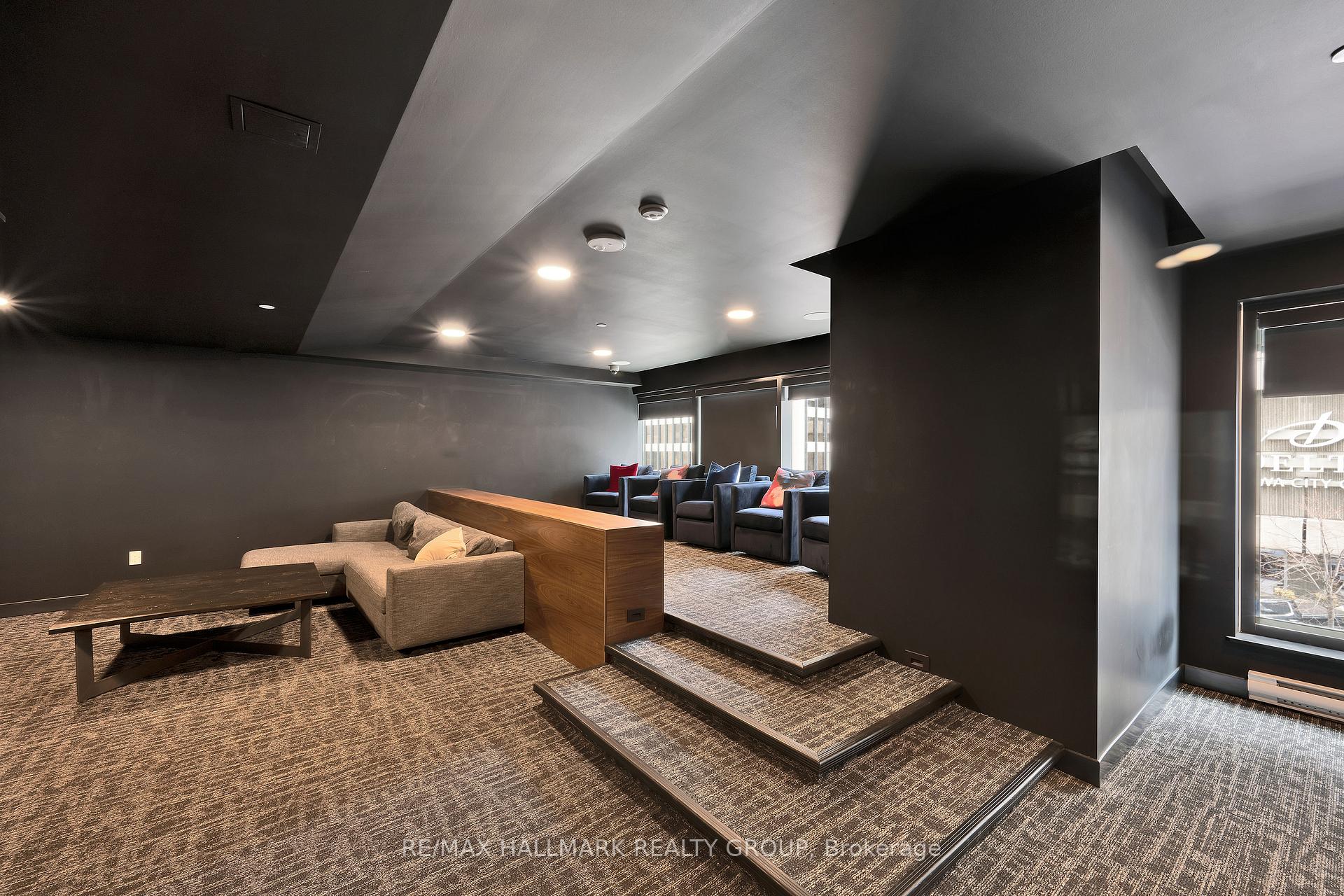 Photo 37 of Unit 401, 340 Queen Street, Ottawa, Ottawa Centre — HOMEH
