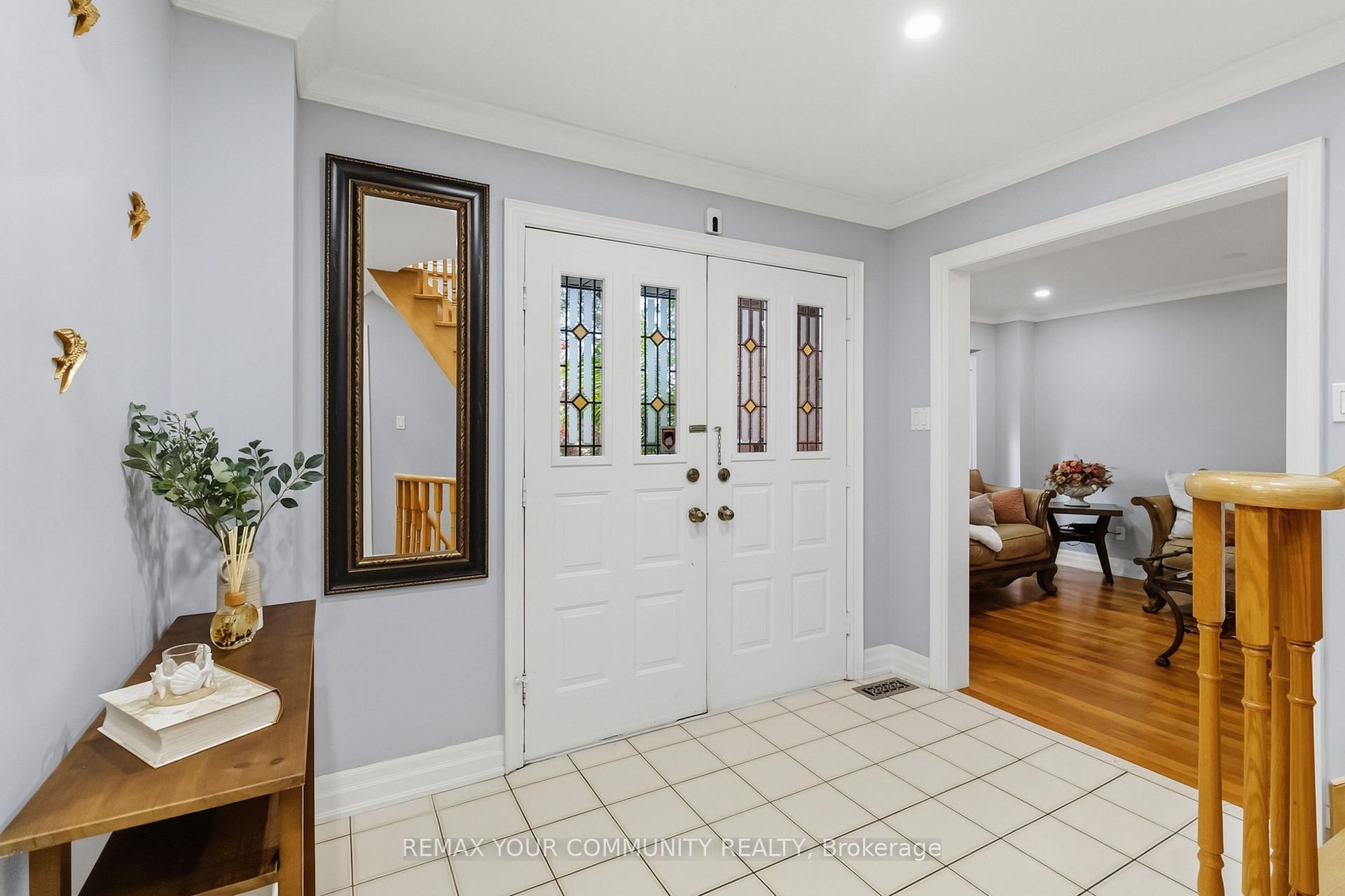 Photo 7 of 1380 Bishopstoke Way, Oakville, Clearview — HOMEH