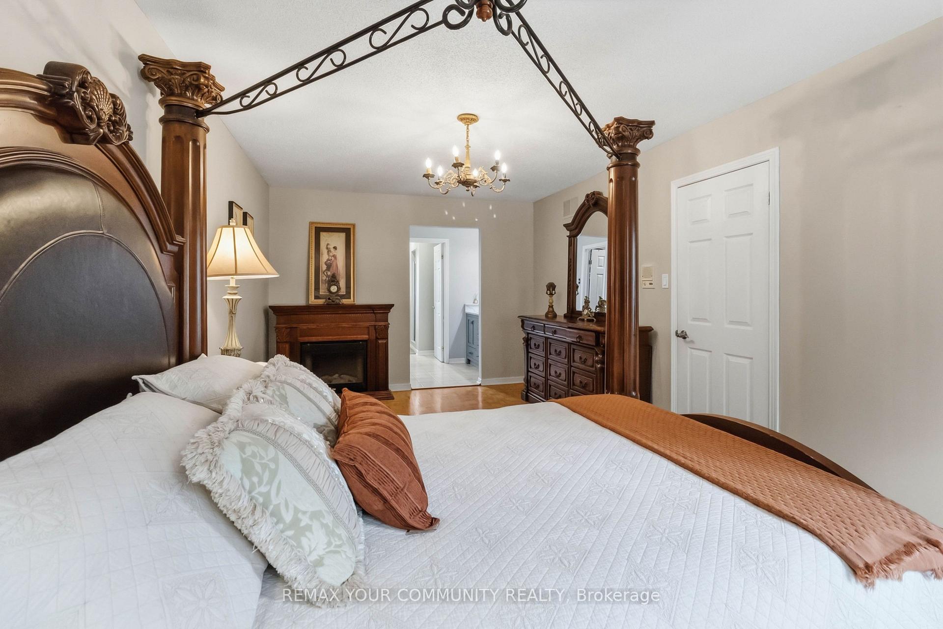 Photo 22 of 1380 Bishopstoke Way, Oakville, Clearview — HOMEH