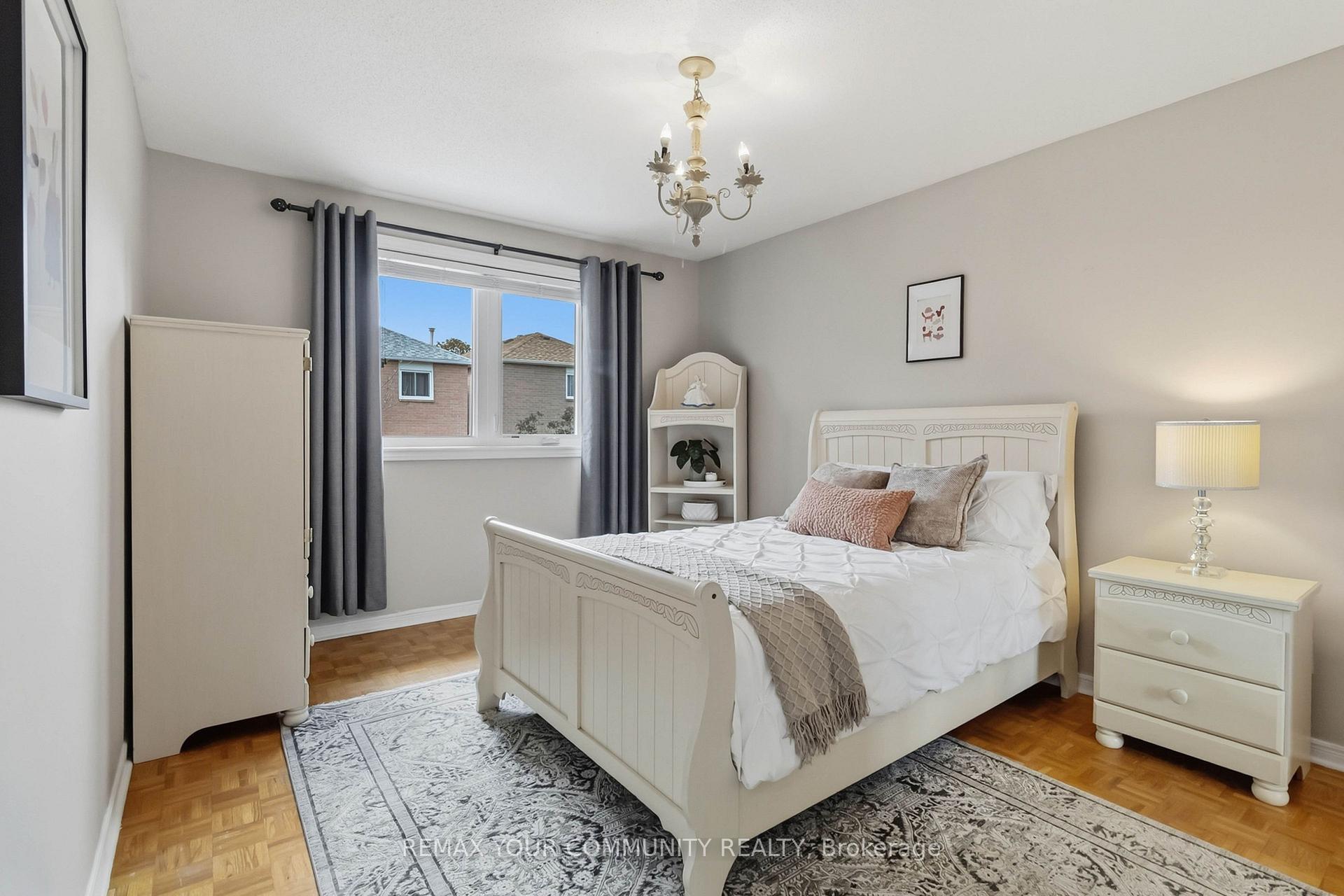 Photo 29 of 1380 Bishopstoke Way, Oakville, Clearview — HOMEH