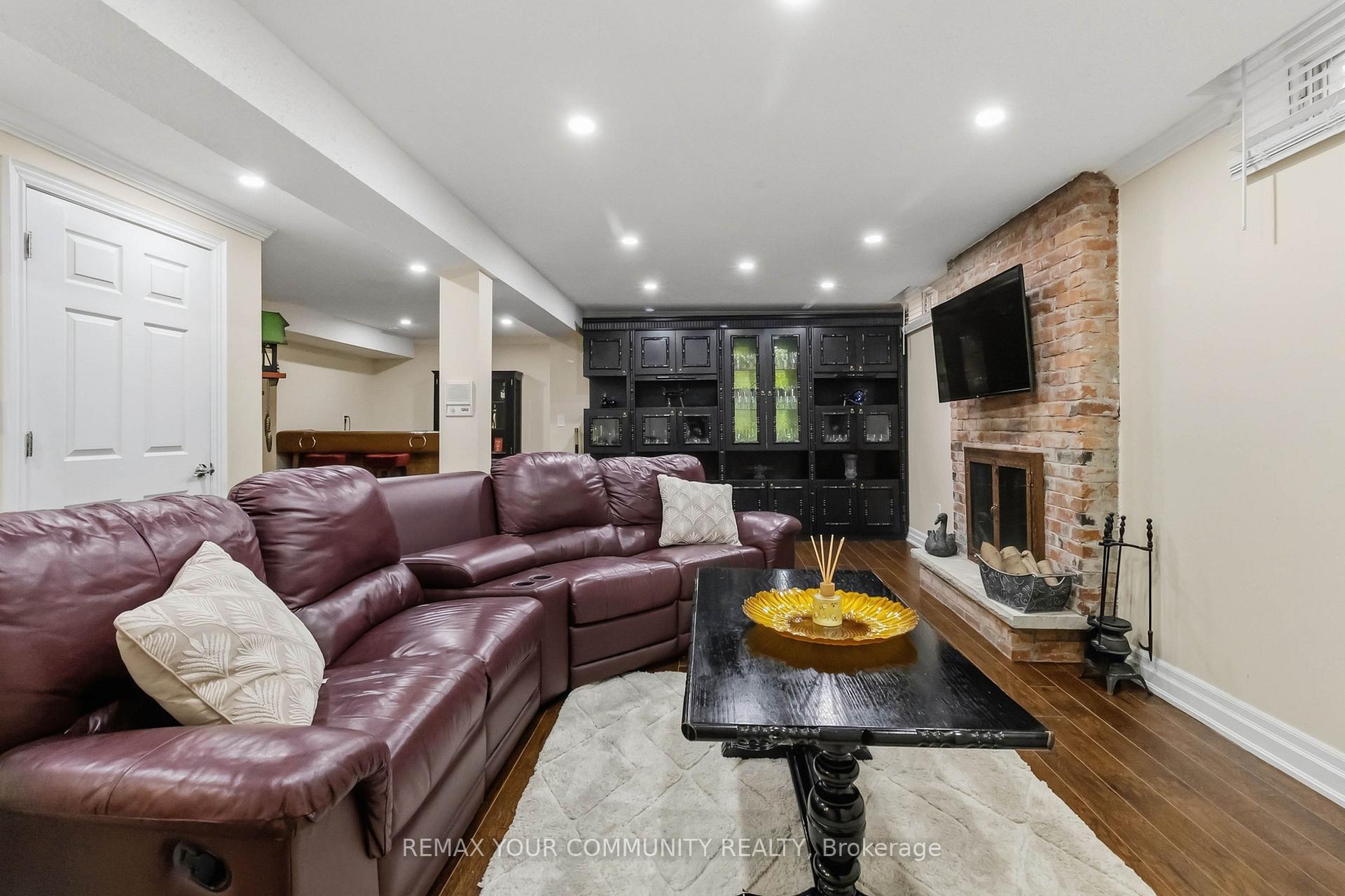 Photo 36 of 1380 Bishopstoke Way, Oakville, Clearview — HOMEH