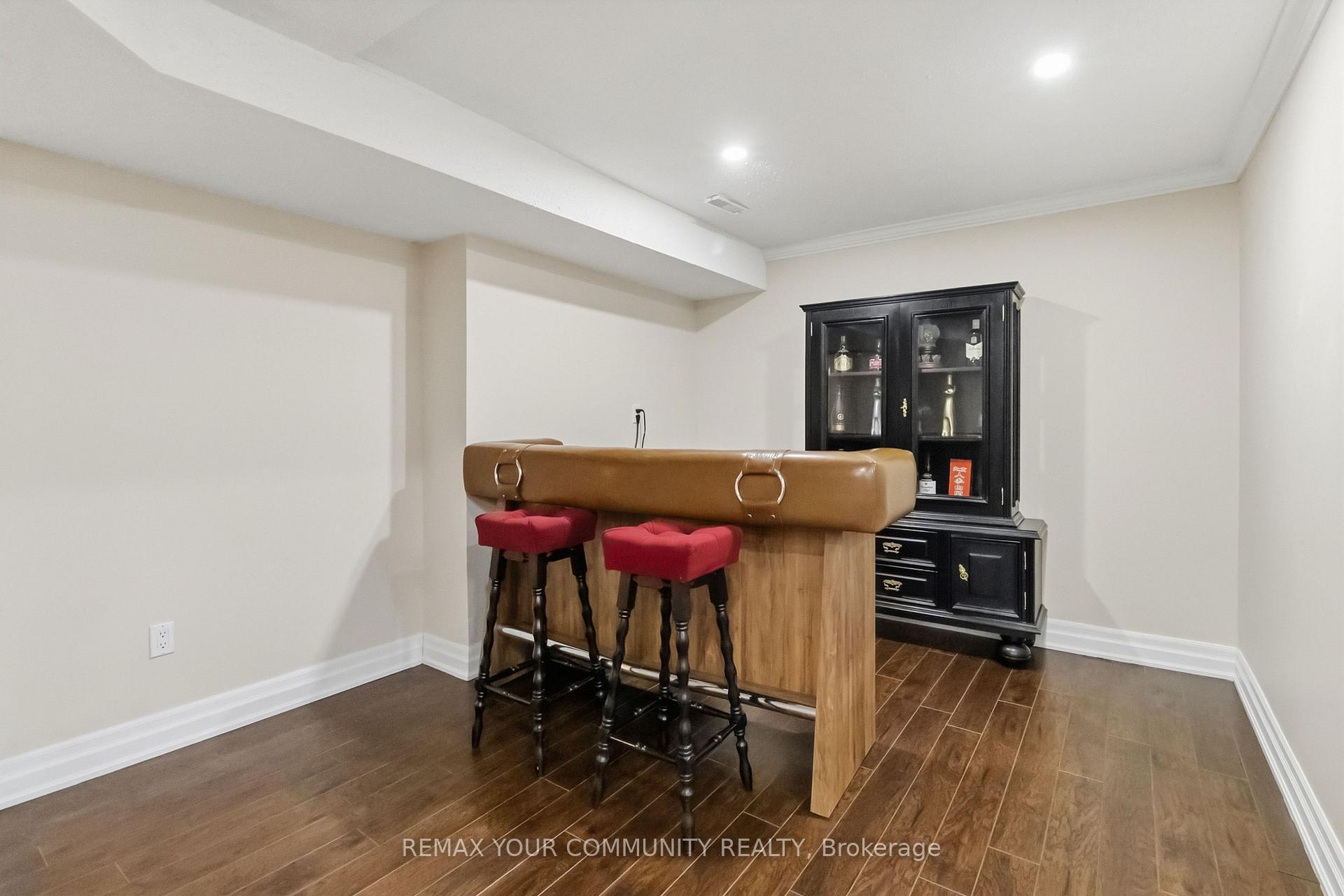 Photo 38 of 1380 Bishopstoke Way, Oakville, Clearview — HOMEH