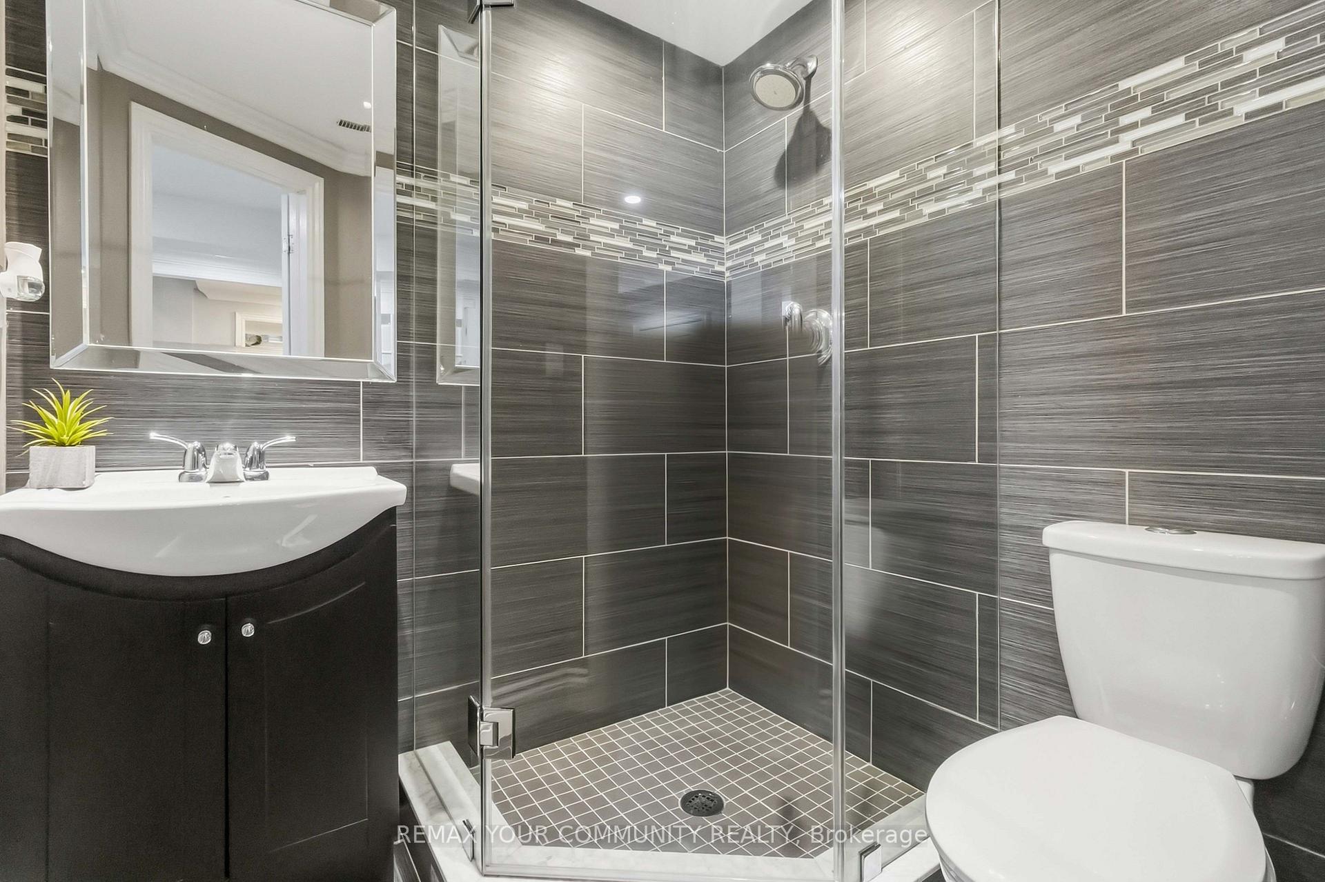 Photo 39 of 1380 Bishopstoke Way, Oakville, Clearview — HOMEH