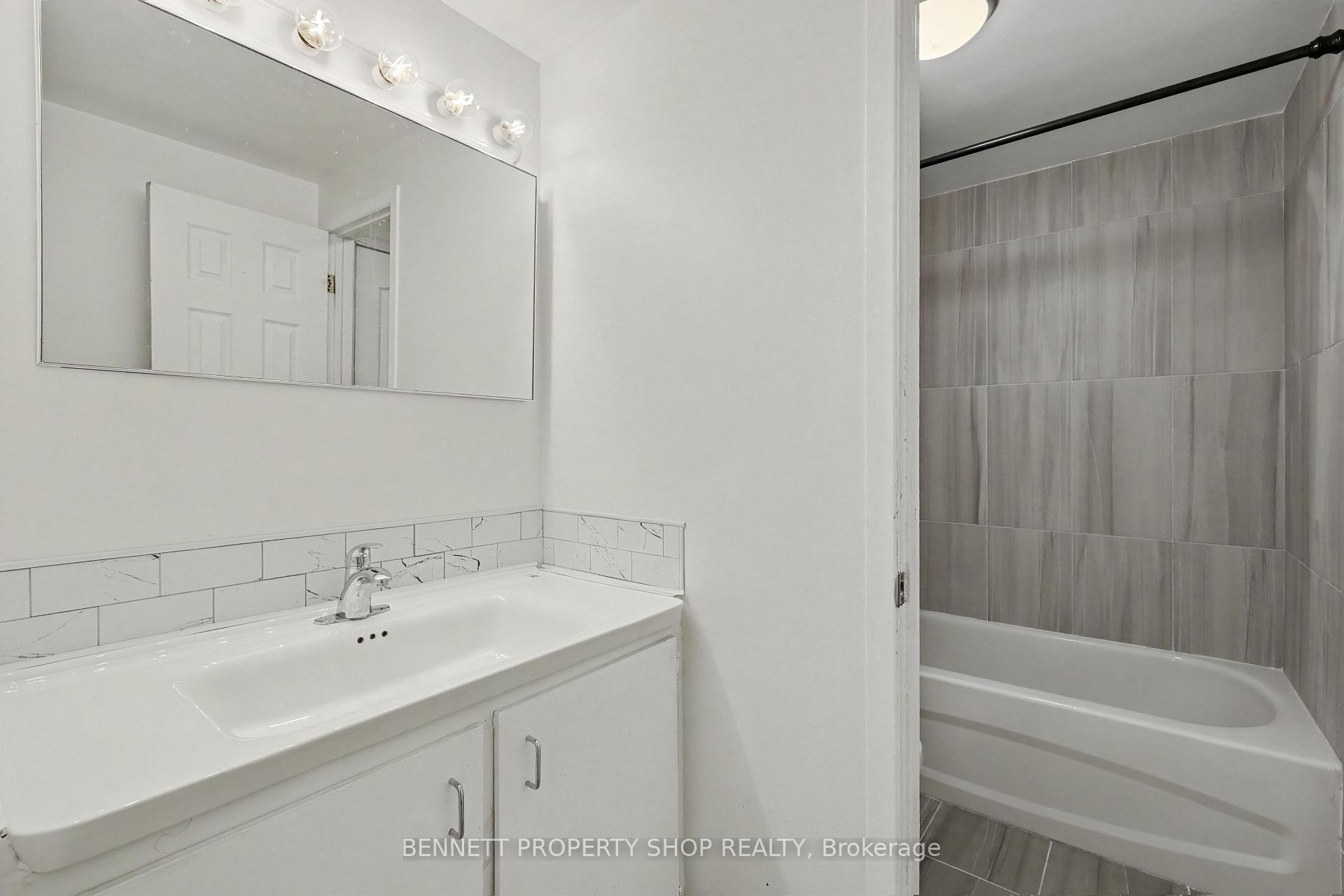 Photo 7 of Unit 109, 1350 Bakker Court, Ottawa, Convent Glen South — HOMEH