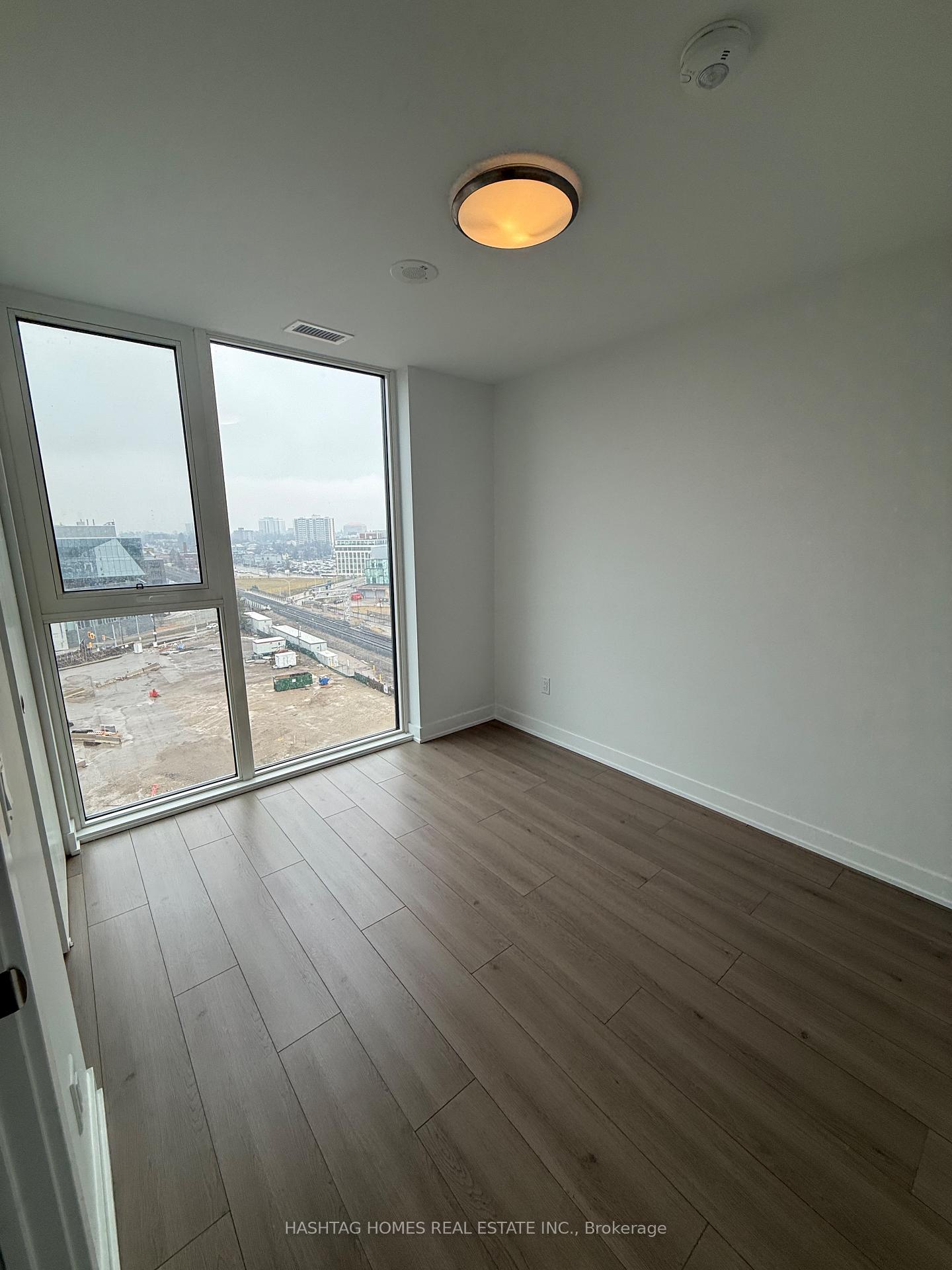 Photo 11 of Unit 810, 25 Wellington Street, Kitchener, KW Hospital — HOMEH