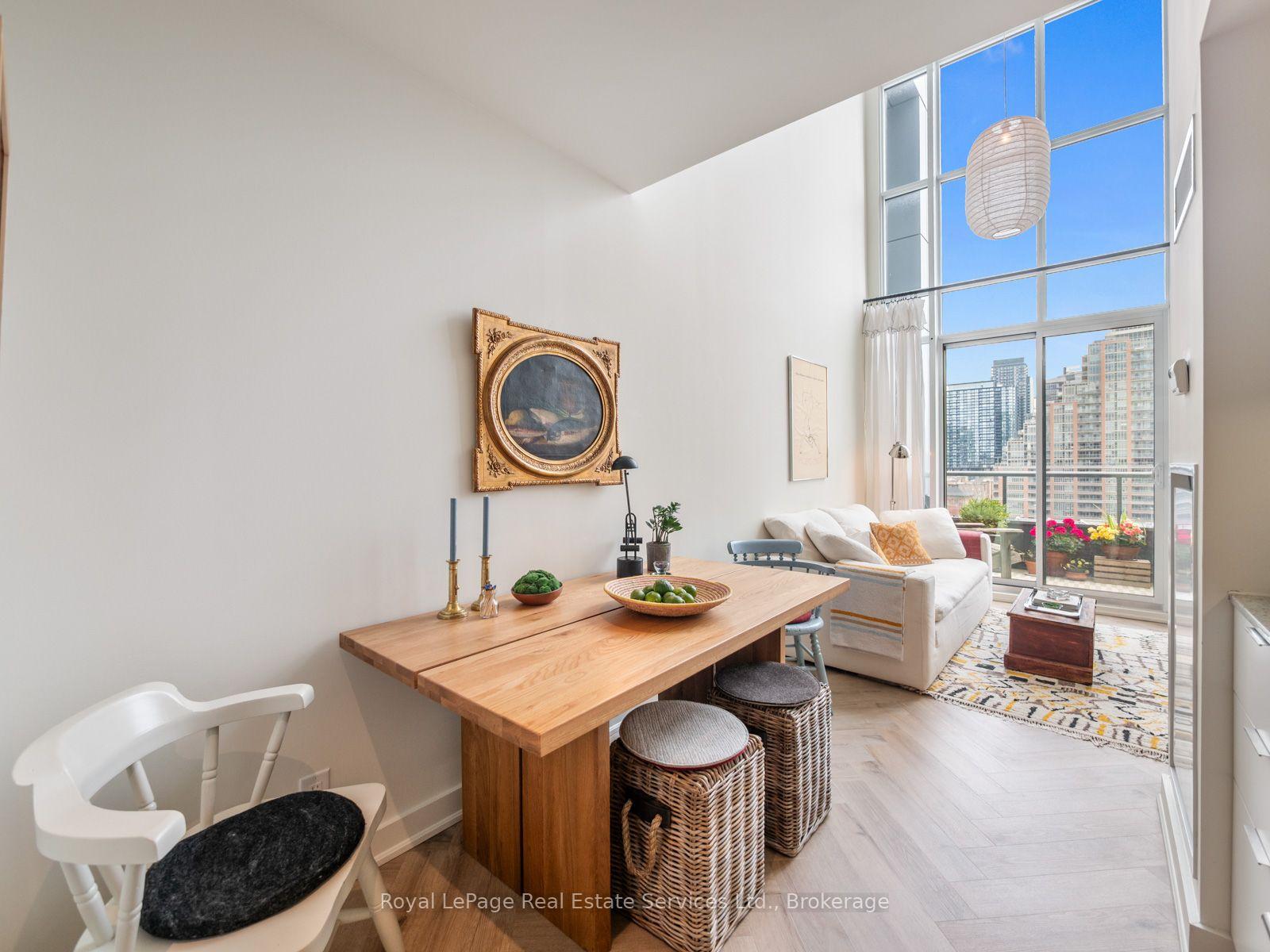 Photo 16 of Unit 729, 5 Hanna Avenue, Toronto, Niagara — HOMEH