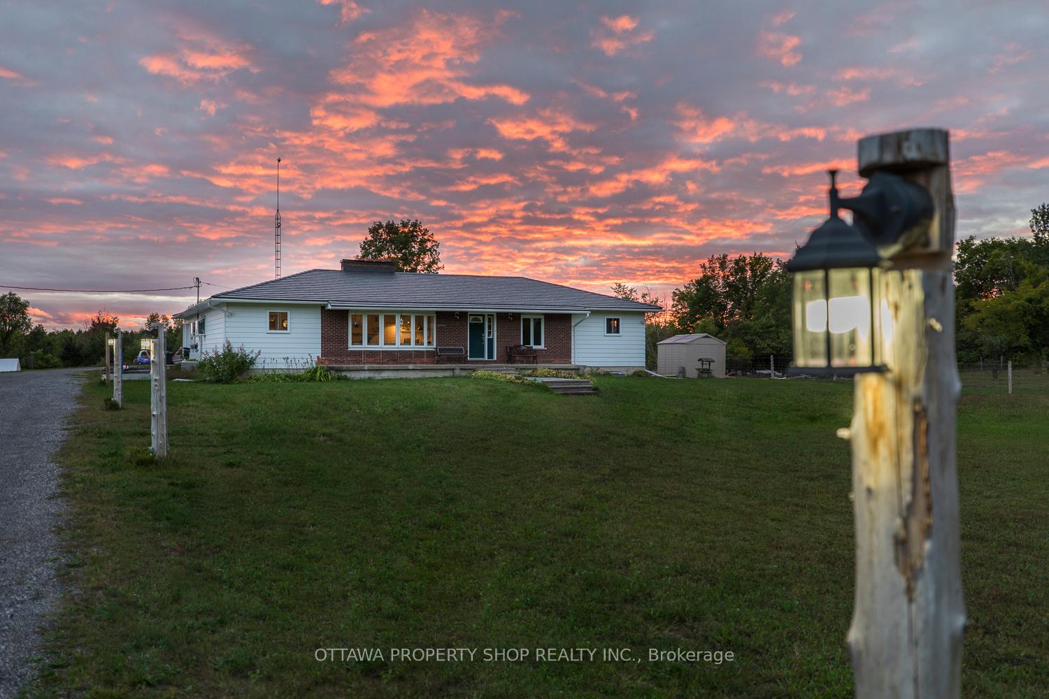 Photo 1 of 2428 Greys Creek Road, Ottawa, Osgoode Twp North of Reg Rd 6 — HOMEH