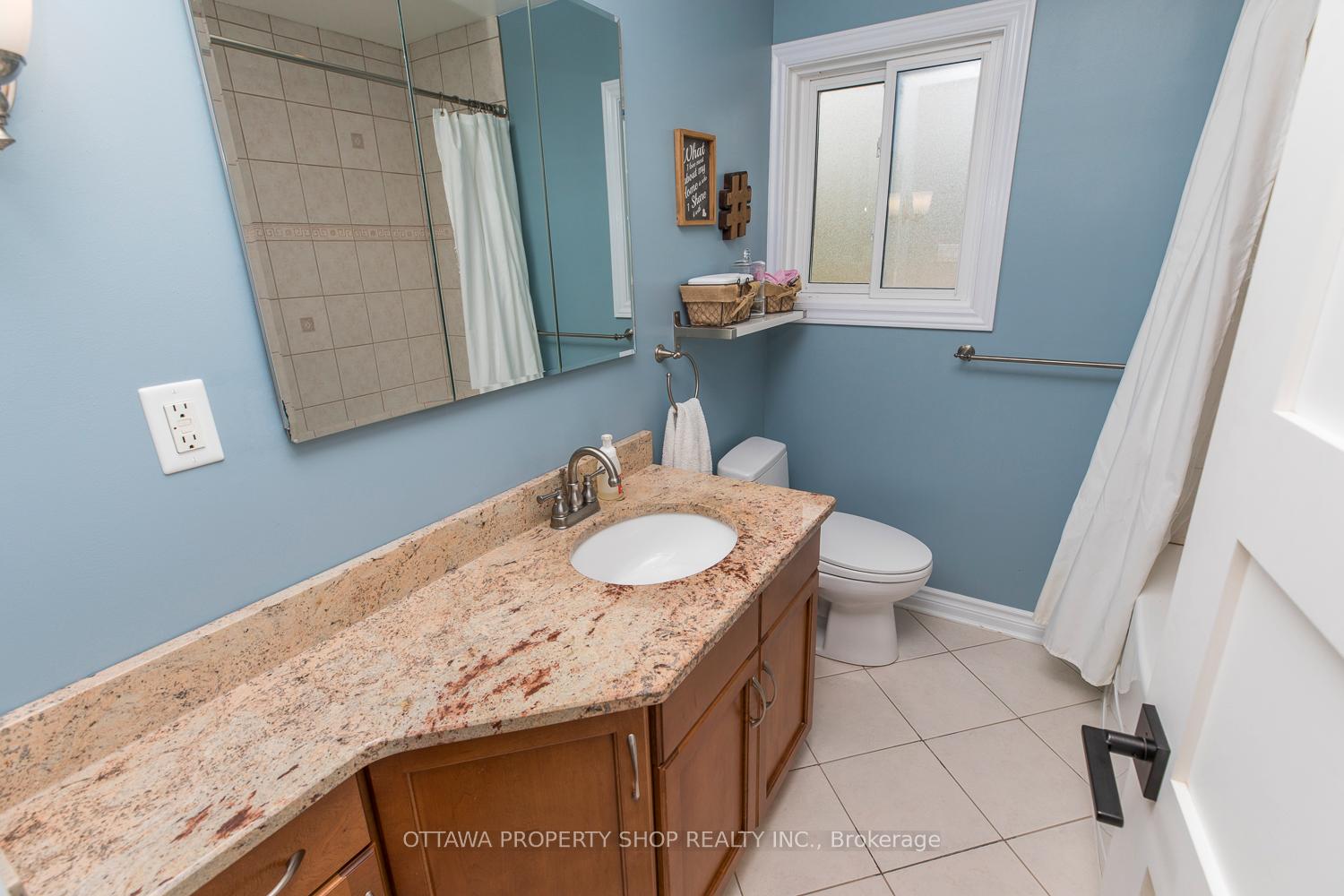 Photo 13 of 2428 Greys Creek Road, Ottawa, Osgoode Twp North of Reg Rd 6 — HOMEH