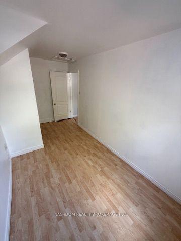 Photo 10 of 1087 Cannon Street E, Hamilton, Crown Point — HOMEH
