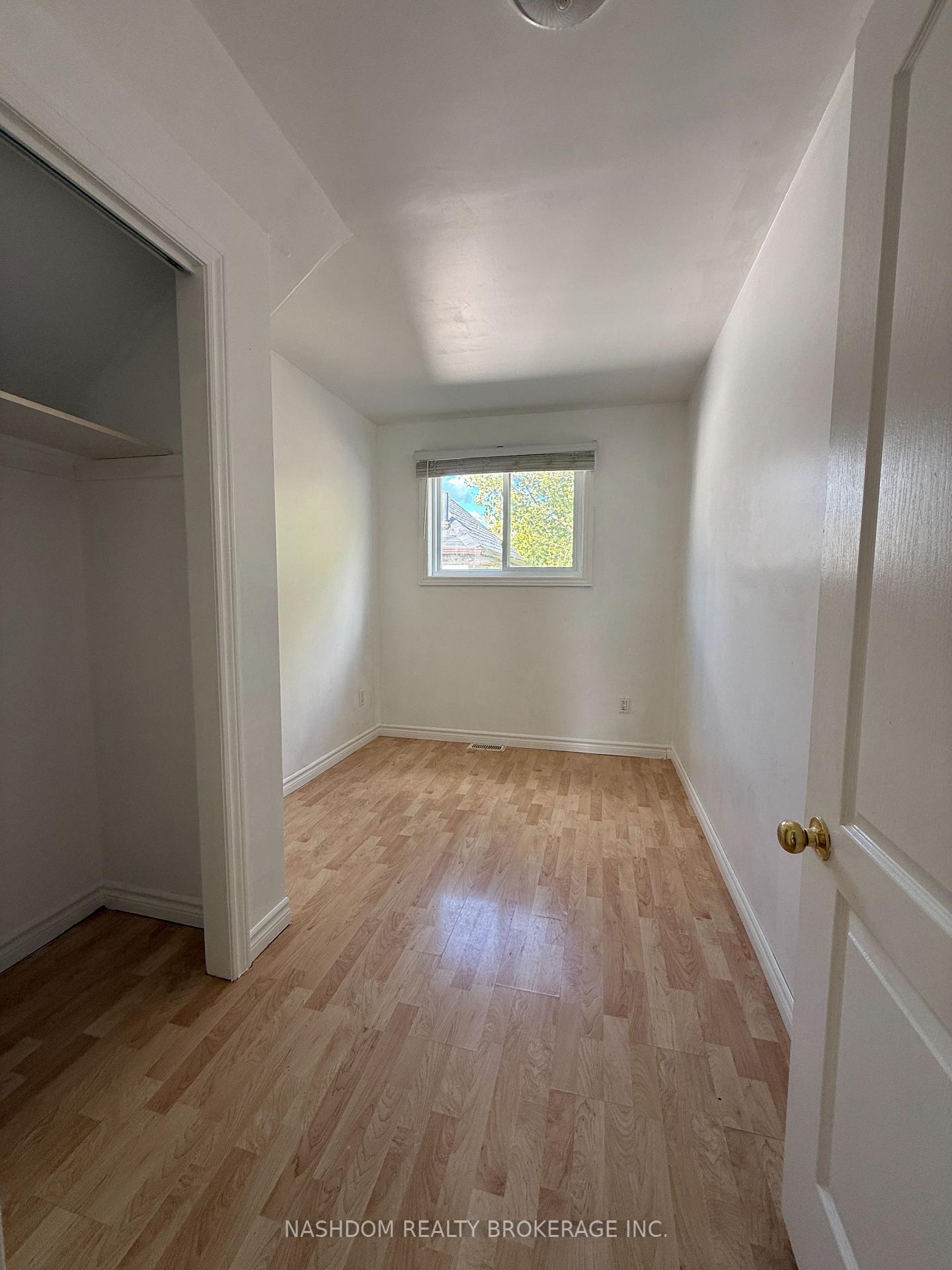 Photo 25 of 1087 Cannon Street E, Hamilton, Crown Point — HOMEH