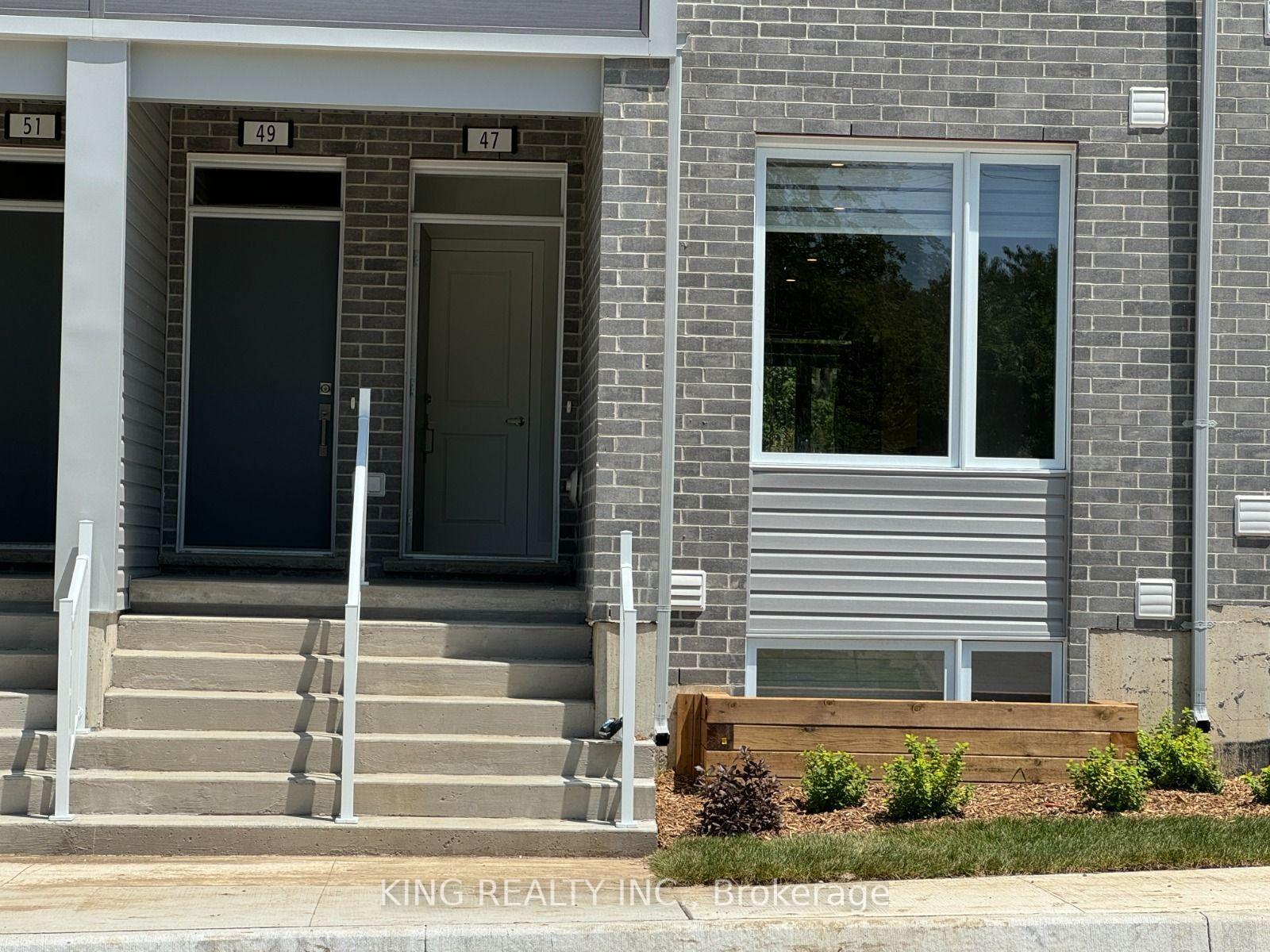 Photo 2 of Unit 47, 990 Deveron Crescent, London, South J — HOMEH