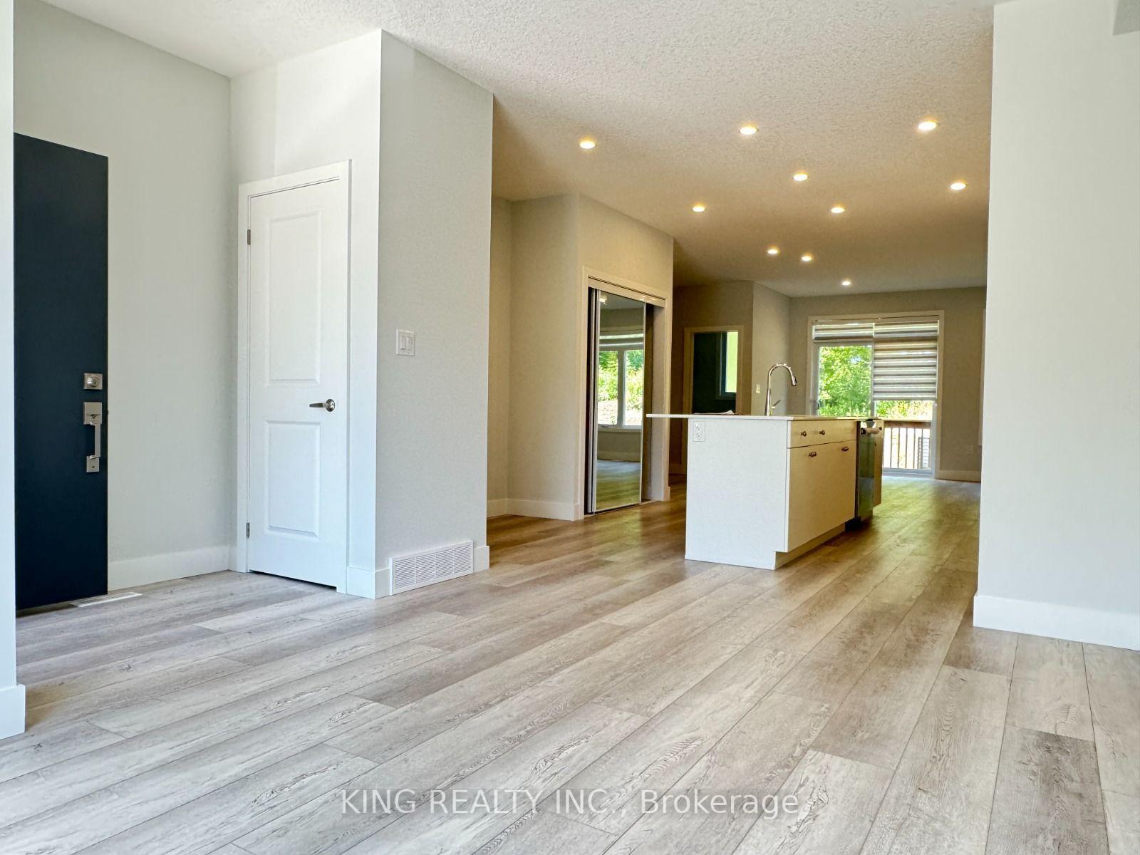 Photo 8 of Unit 47, 990 Deveron Crescent, London, South J — HOMEH
