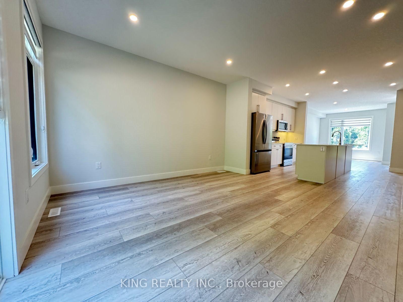 Photo 14 of Unit 47, 990 Deveron Crescent, London, South J — HOMEH