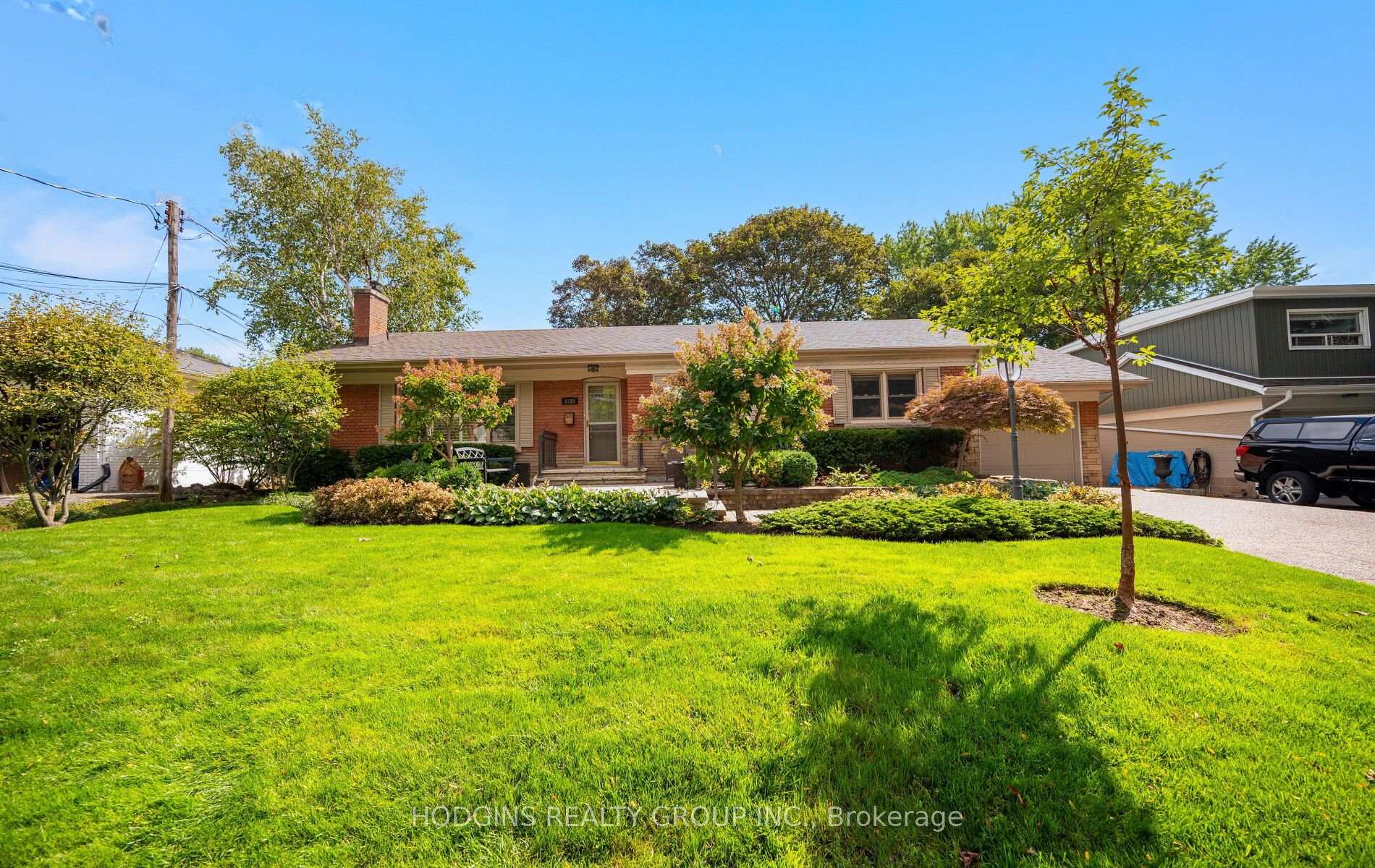 Photo of 4334 Spruce Avenue