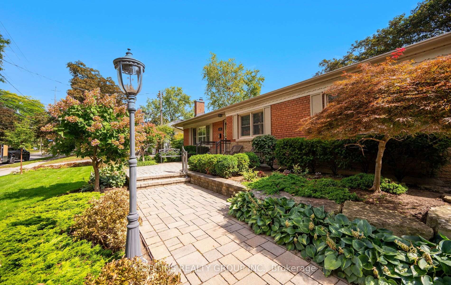 Photo 9 of 4334 Spruce Avenue, Burlington, Shoreacres — HOMEH