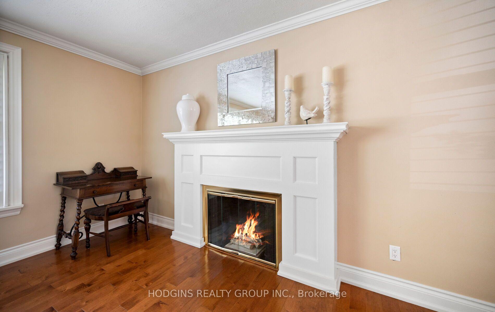 Photo 12 of 4334 Spruce Avenue, Burlington, Shoreacres — HOMEH