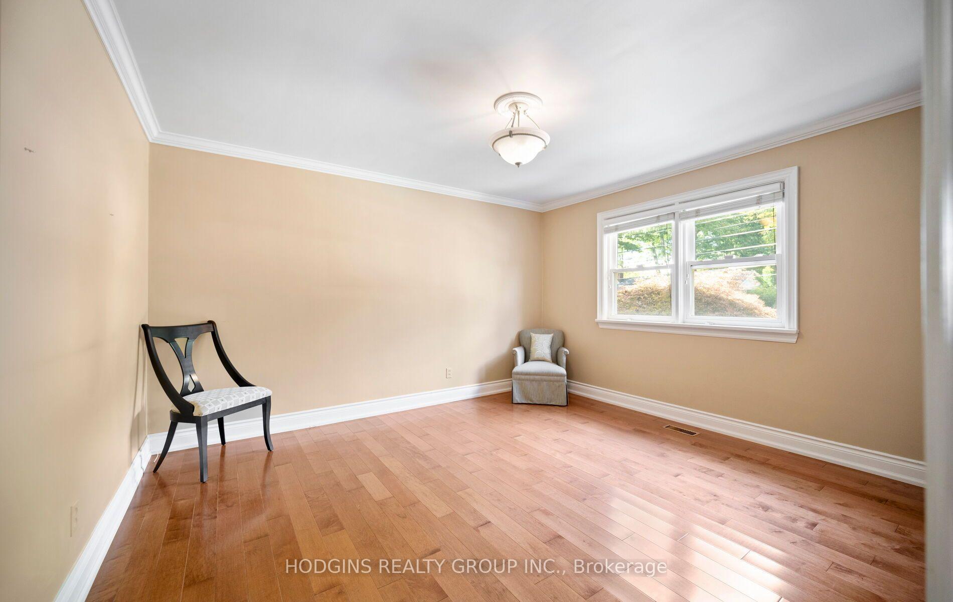 Photo 22 of 4334 Spruce Avenue, Burlington, Shoreacres — HOMEH