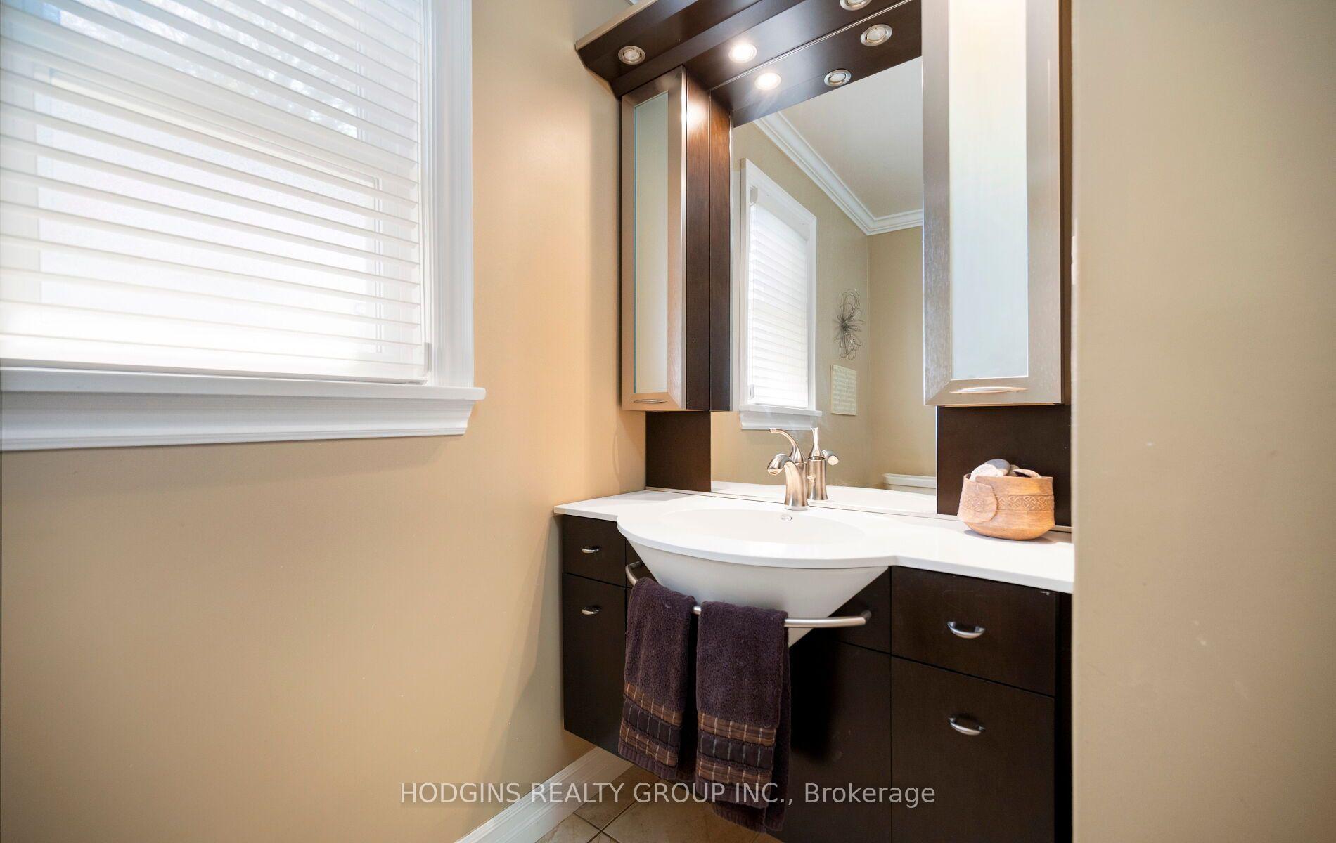 Photo 29 of 4334 Spruce Avenue, Burlington, Shoreacres — HOMEH