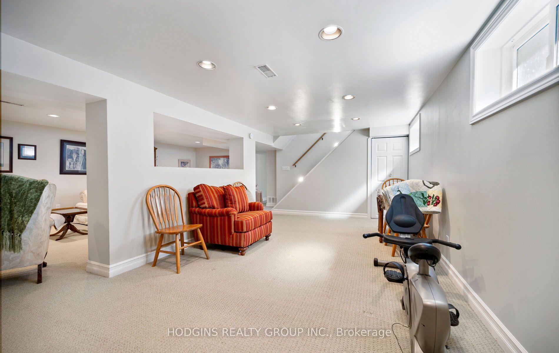 Photo 34 of 4334 Spruce Avenue, Burlington, Shoreacres — HOMEH