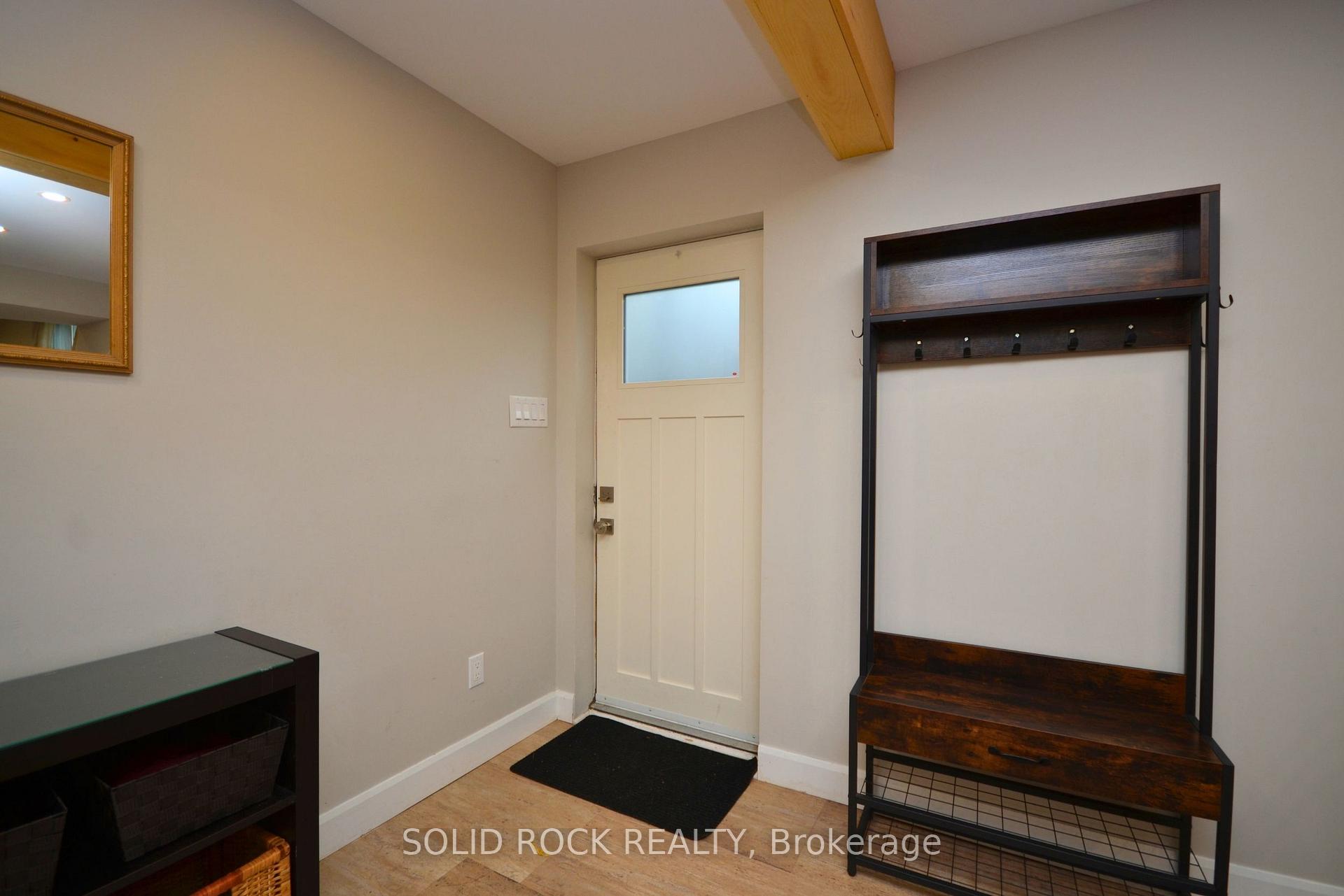 Photo 7 of Unit B, 1441 Edgecliffe Avenue, Ottawa, Carlington — HOMEH