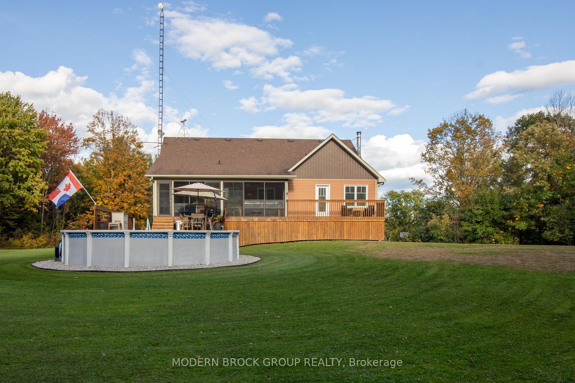 Photo 4 of 204 County Rd 5, Front of Yonge, Front of Yonge Twp — HOMEH
