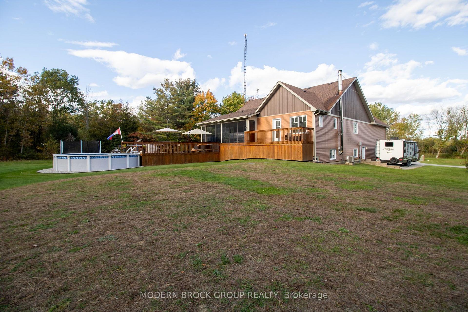 Photo 5 of 204 County Rd 5, Front of Yonge, Front of Yonge Twp — HOMEH