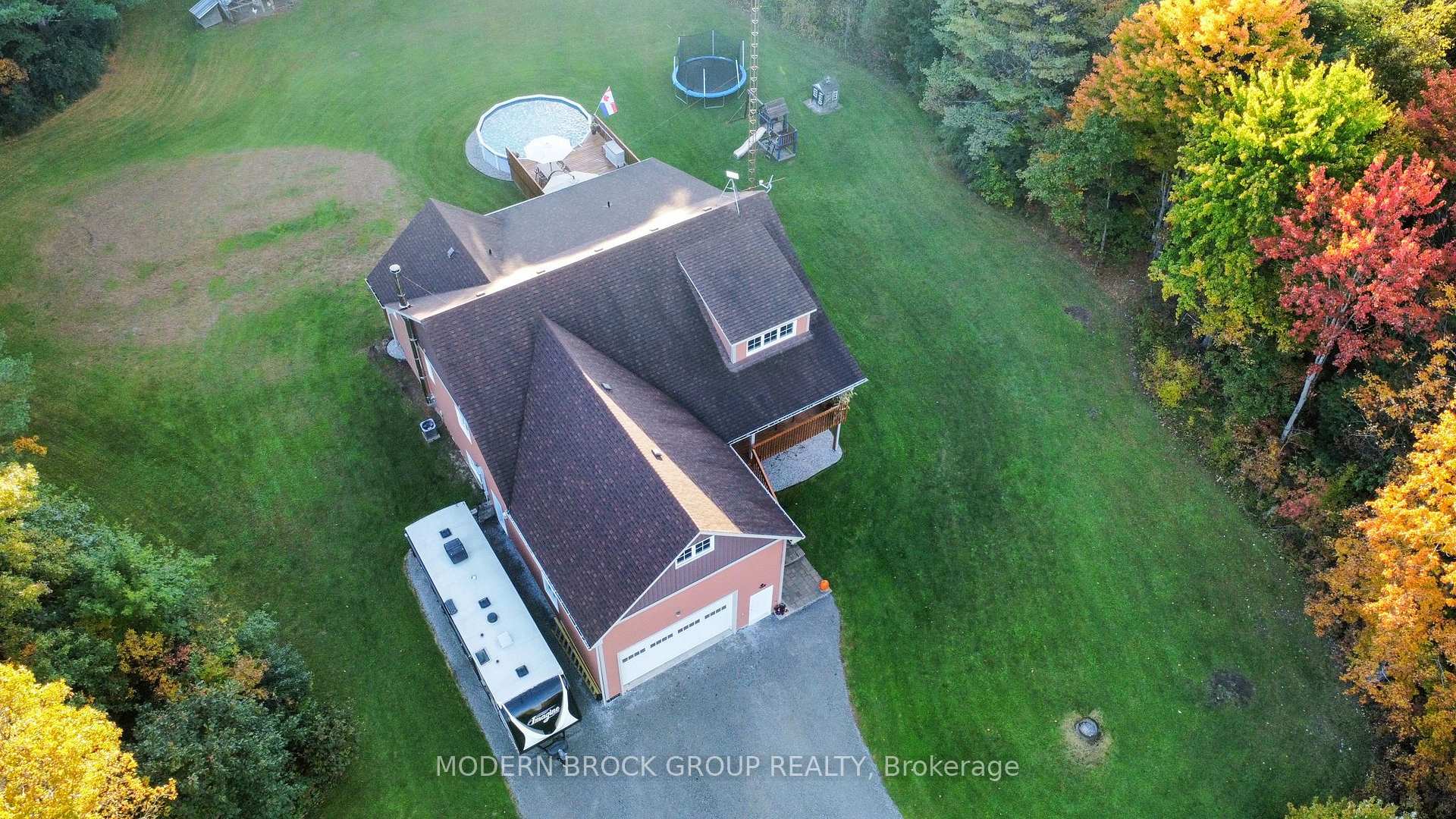 Photo 7 of 204 County Rd 5, Front of Yonge, Front of Yonge Twp — HOMEH