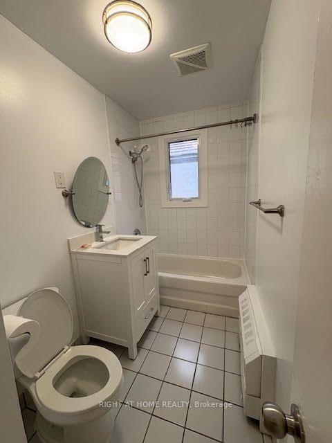 Photo 19 of Unit 2nd Floor, 576 Davenport Road, Toronto, Casa Loma — HOMEH