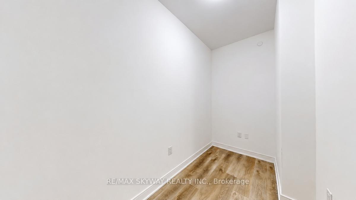 Photo 13 of Unit 523, 86 Dundas Street E, Mississauga, Cooksville — HOMEH
