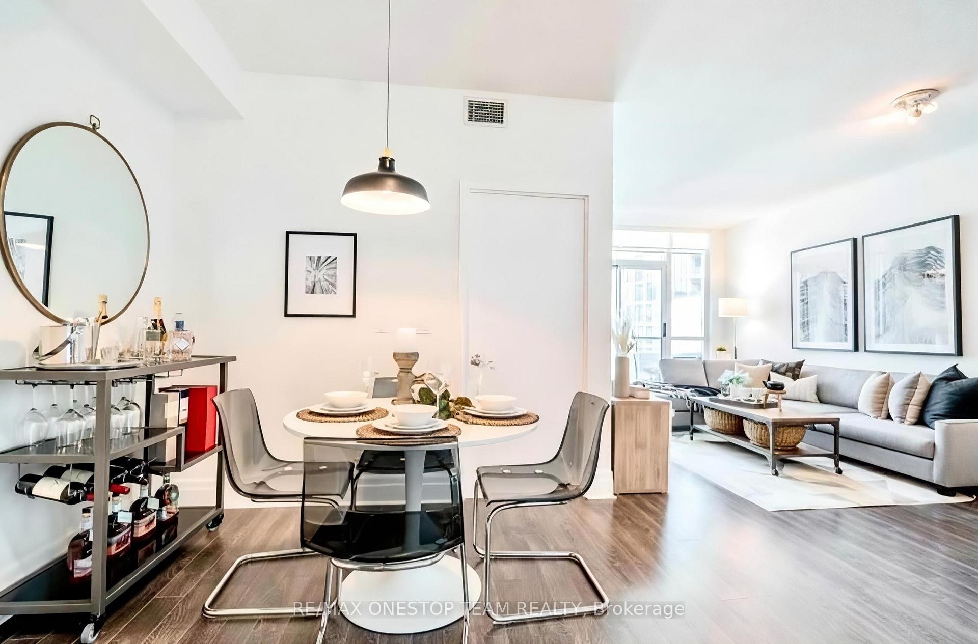 Photo 3 of Unit 2211, 12 Yonge Street, Toronto, Waterfront Communities — HOMEH